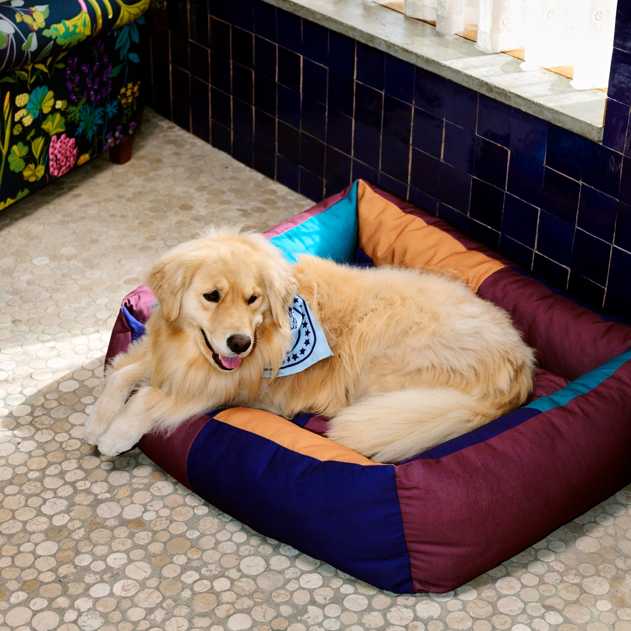 HAY Dog Bed in Recycled Polyester - Burgundy/ Green