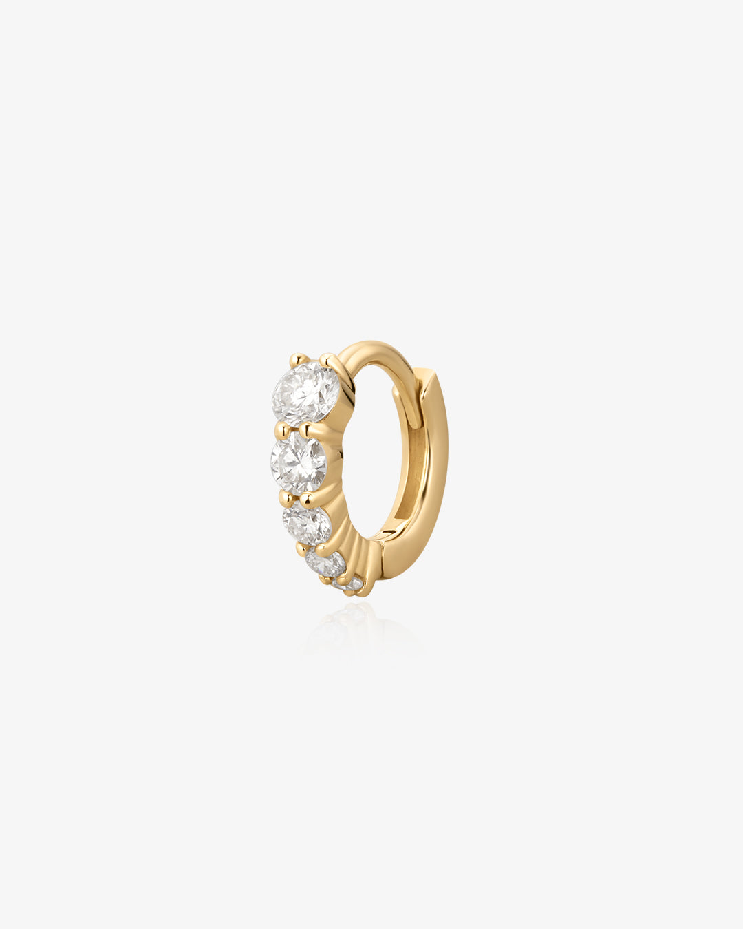 LIZZO | Graduated Lab Grown Diamond Huggie