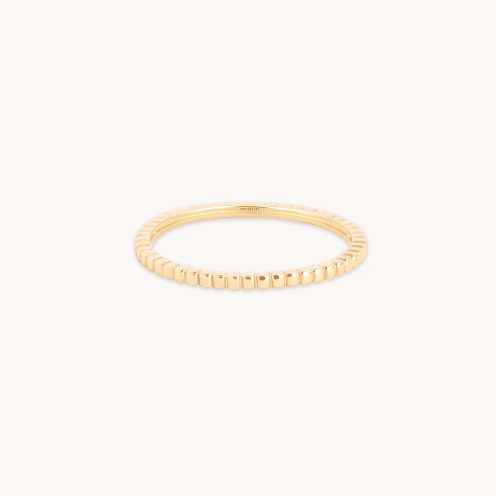 Ridged Band Ring in Solid Gold