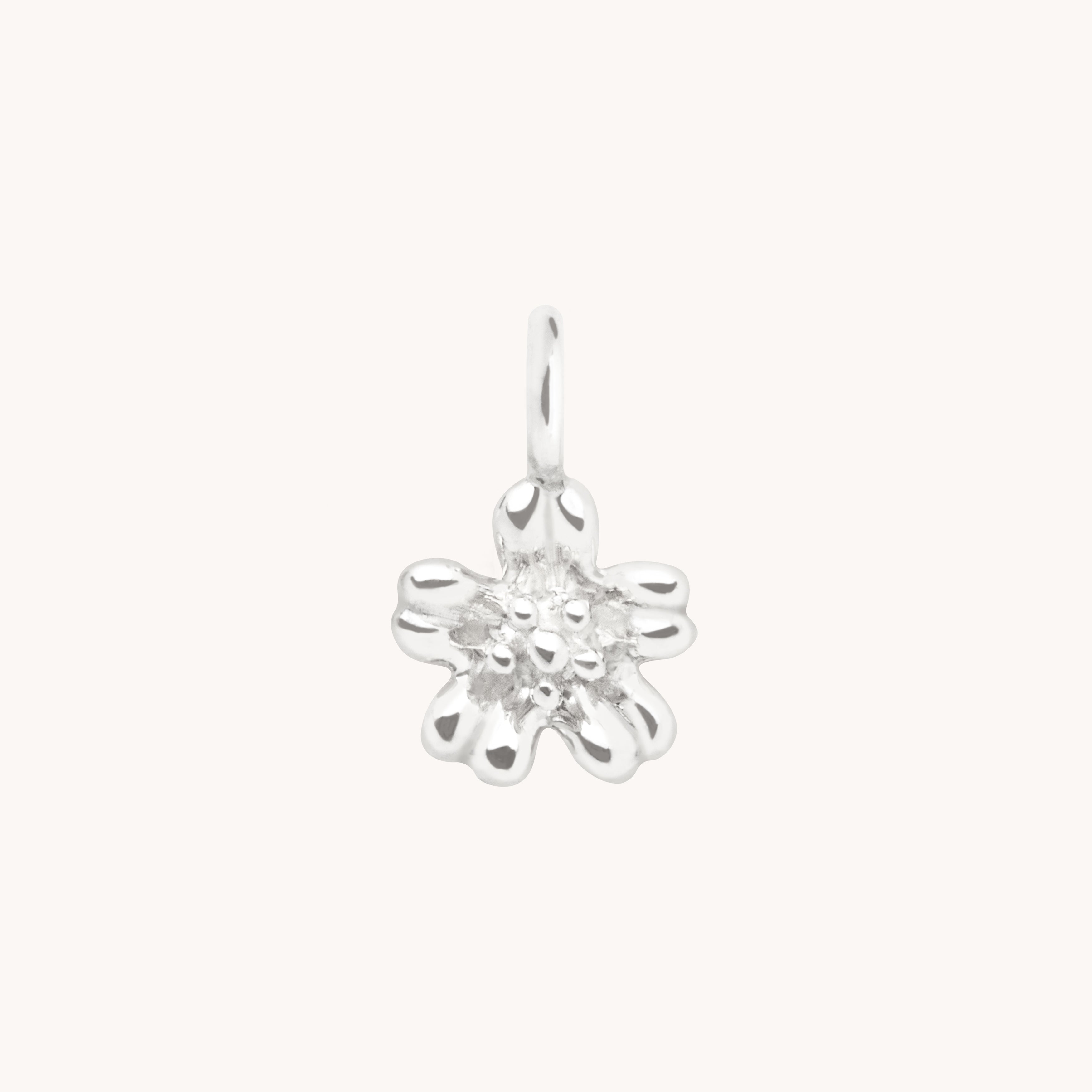 Flower Charm 9k White Gold