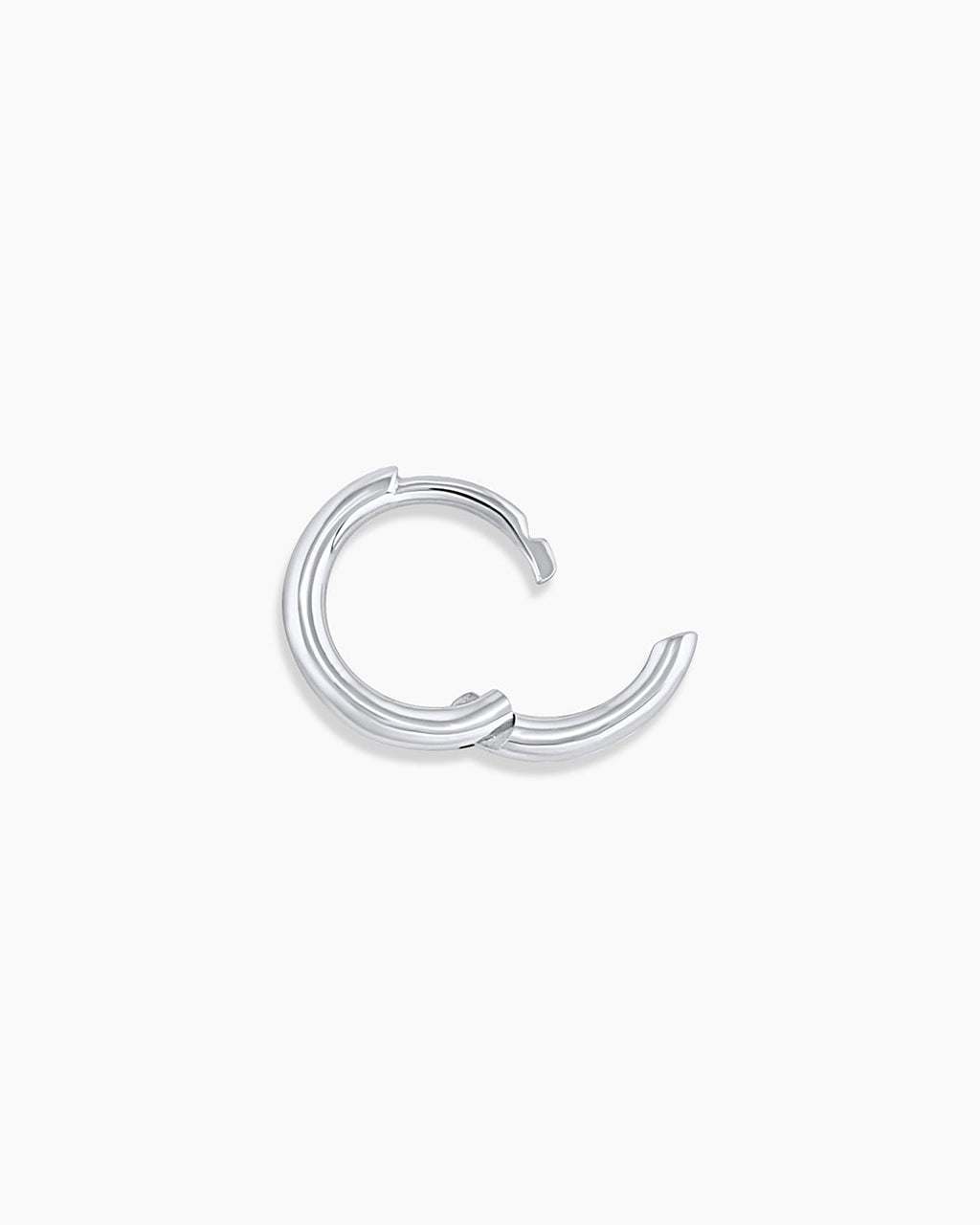 14k White Gold Classic Single Huggie