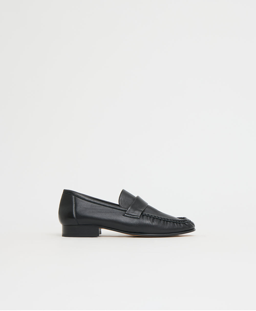 Ruched Loafer - Black