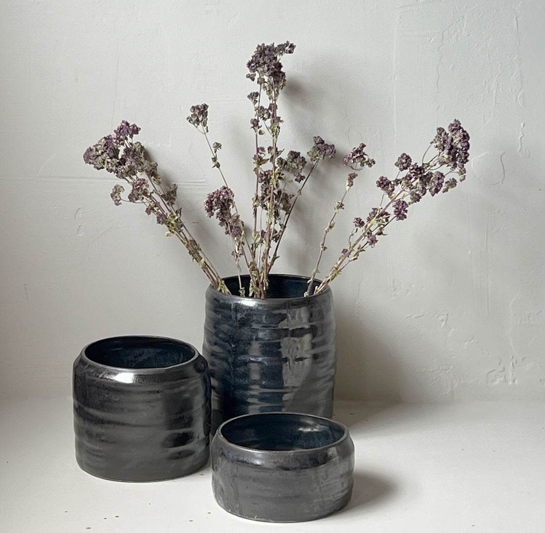 Bare Vessels, Mussel