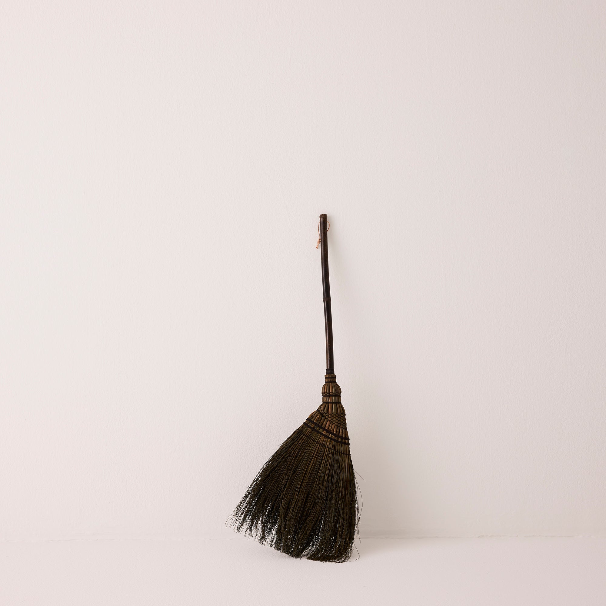 Short Bamboo Handle Broom - Brown & Black