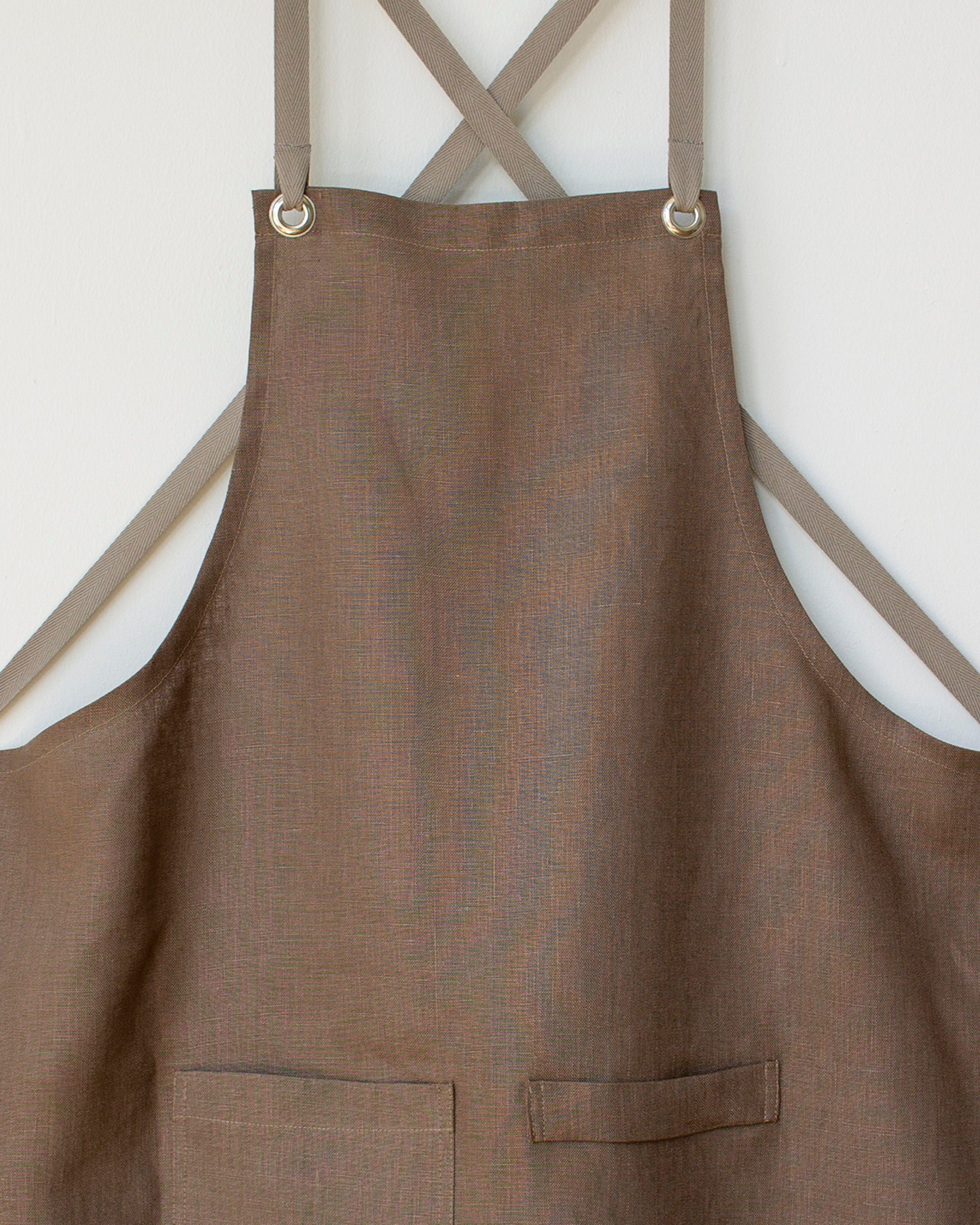 Crossback Linen Apron - Bark