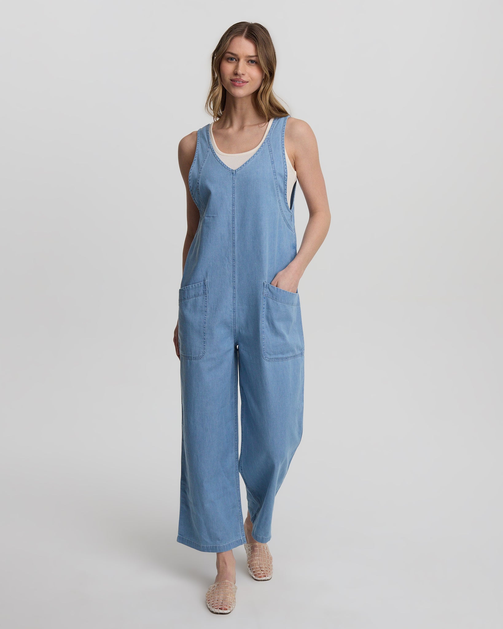 Nova Overall