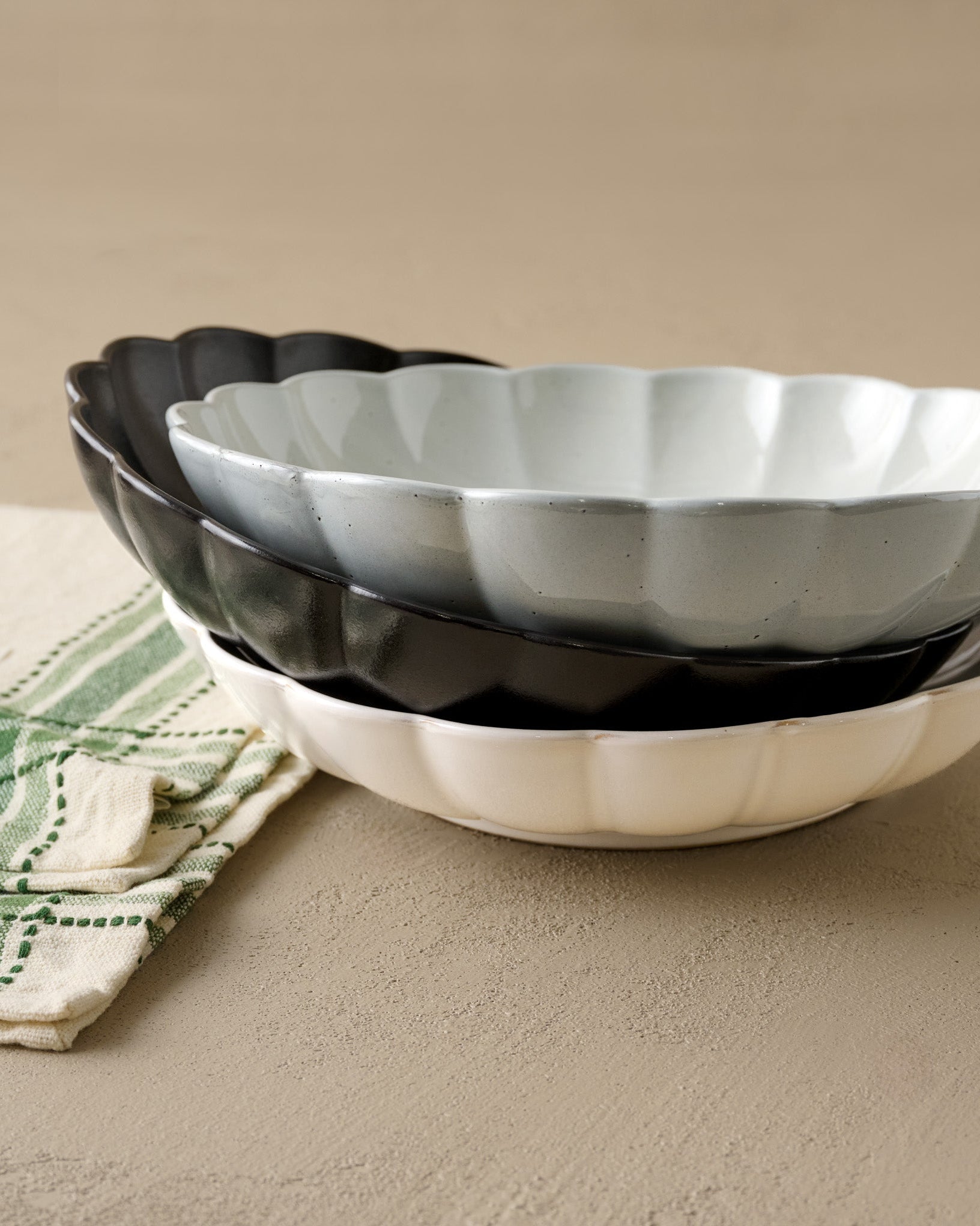 Oversized Cream Scalloped Serving Bowl