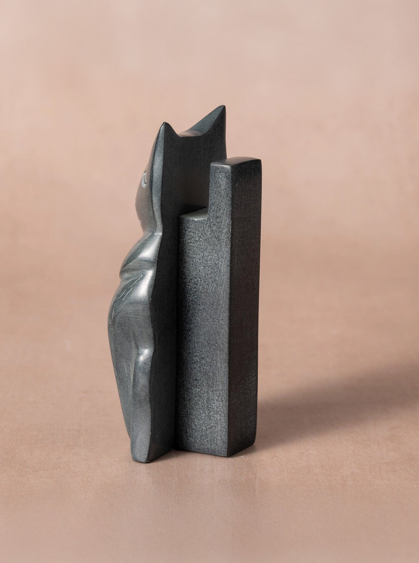 KALPANA CAT STONE EYEGLASS HOLDER