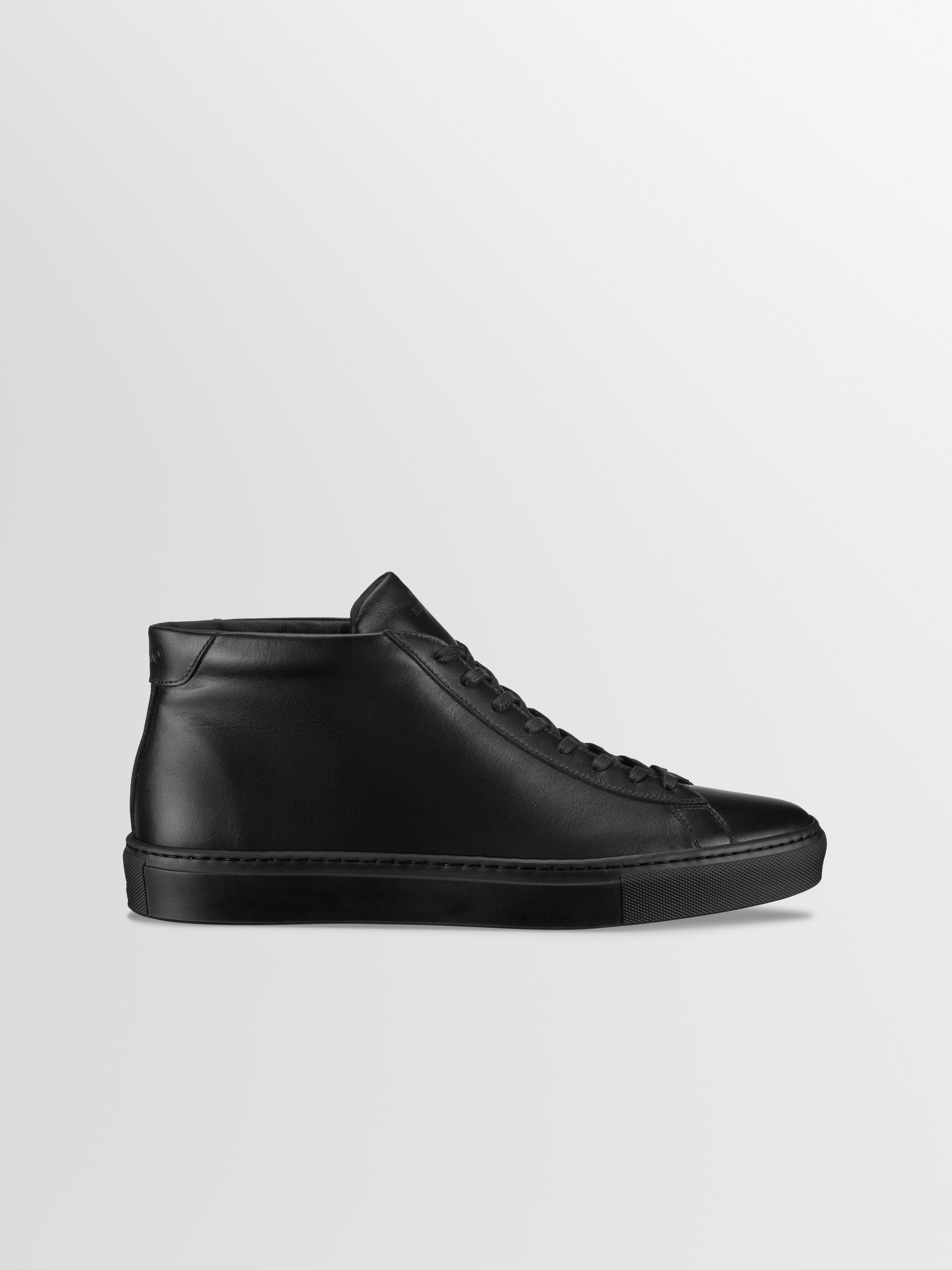 Capri Mid Leather Sneaker in Nero