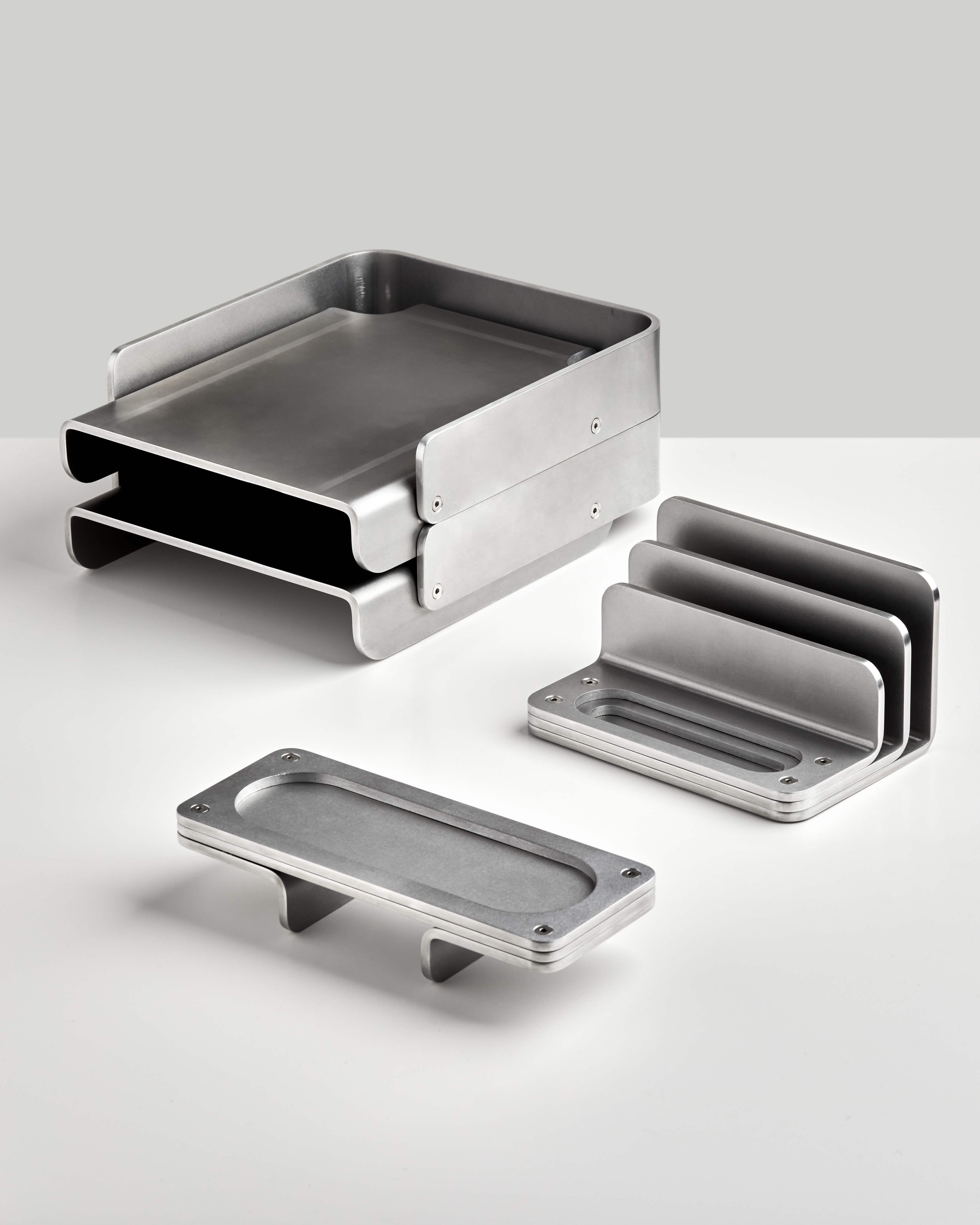 Industry Desk Set