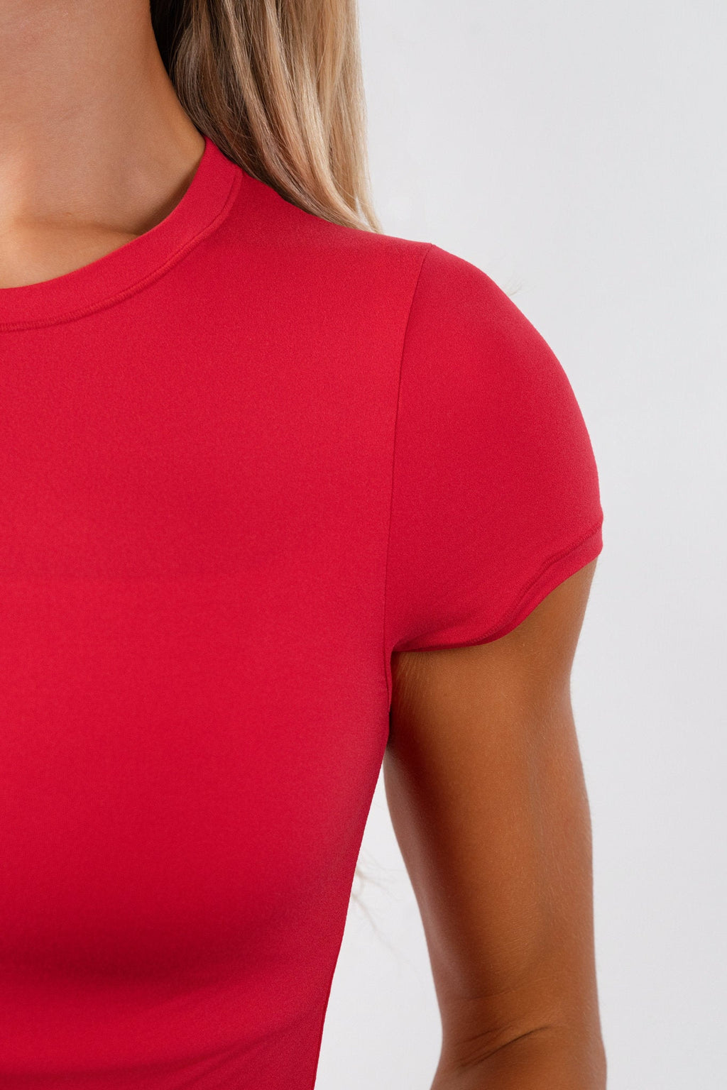 Vitality Sportlite Tee - Cherry