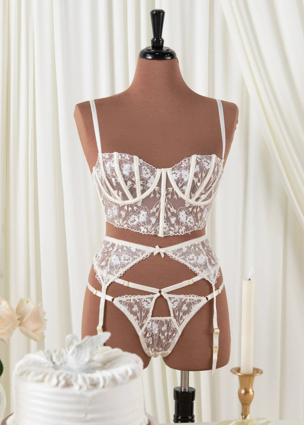 Embroidered Underwire Bustier - Pearl