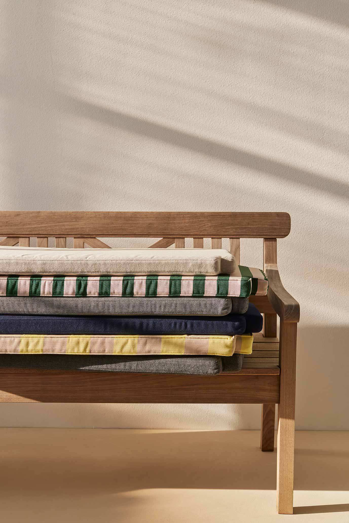 Drachmann 51 inch Bench Cushion