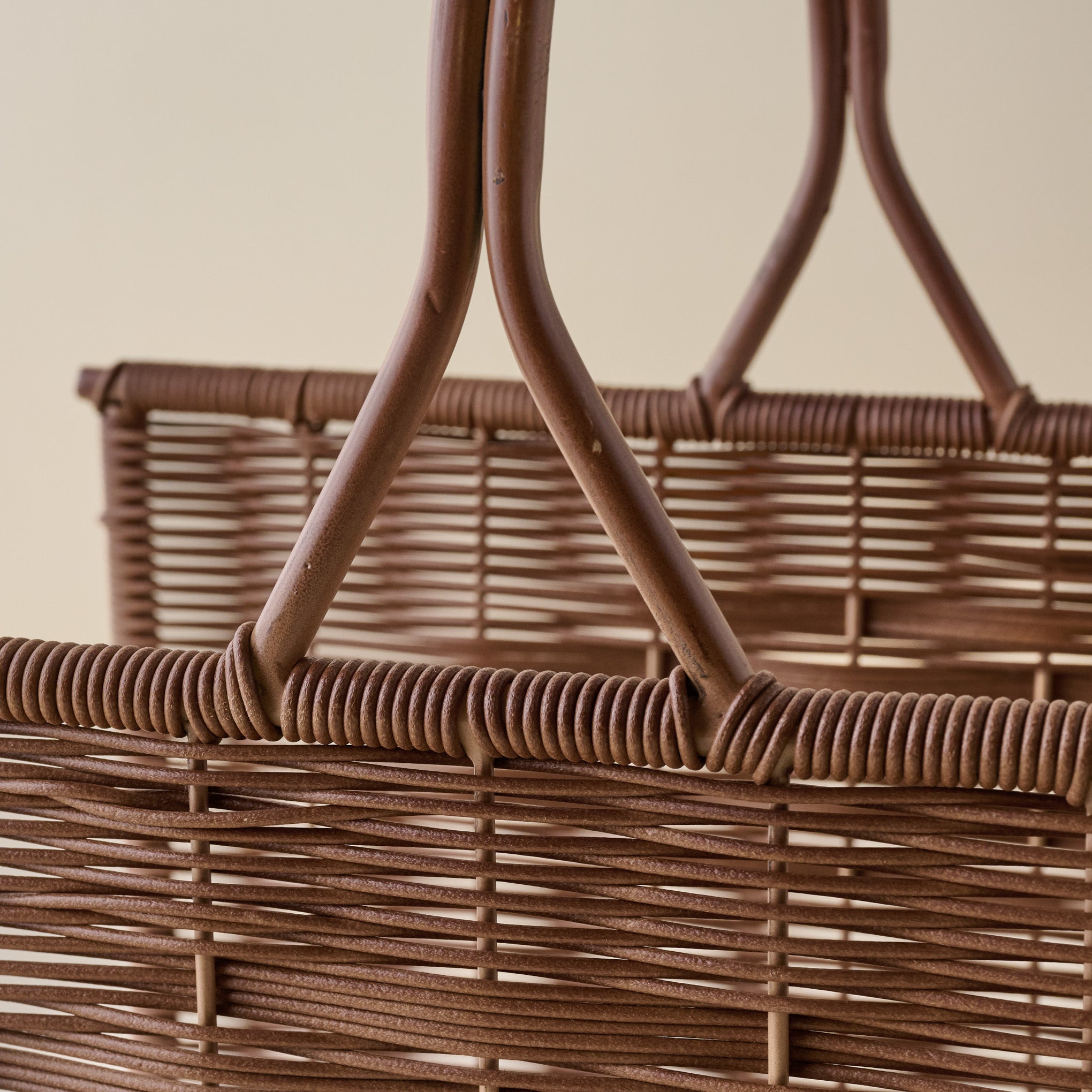 Woven Log Holder