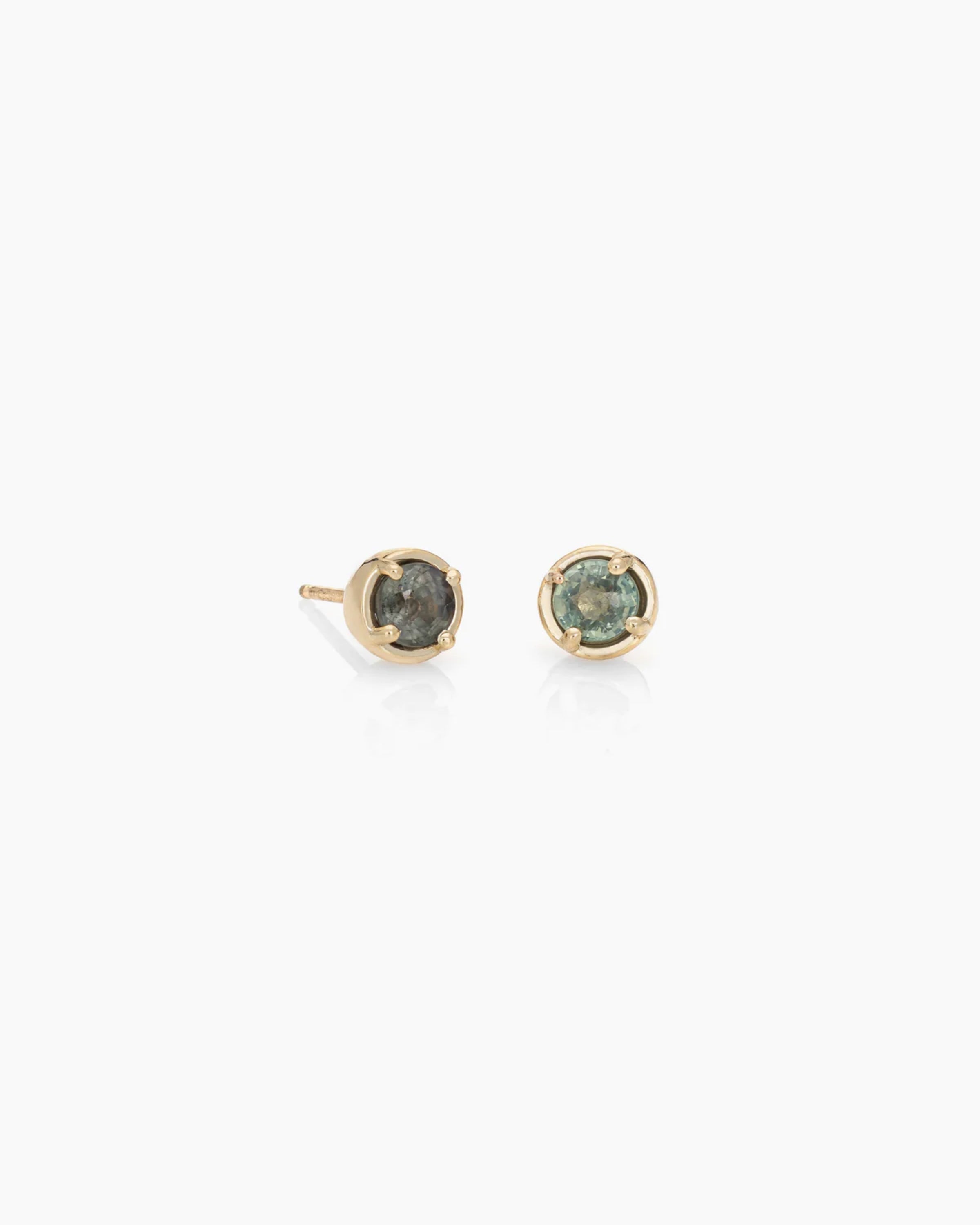 Dot Studs Pair in 14K / Green Sapphire