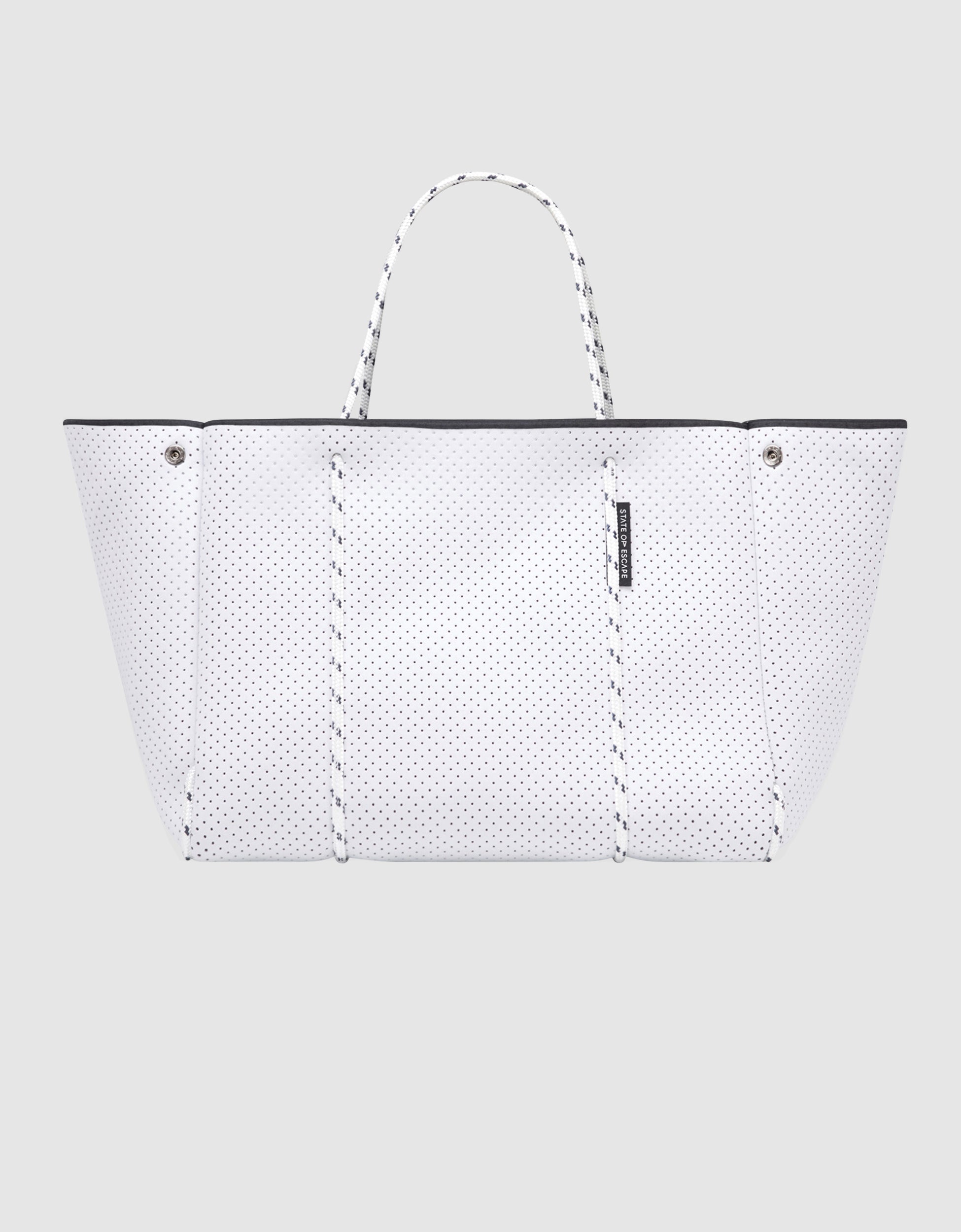 Escape™ tote in highlight fleck white