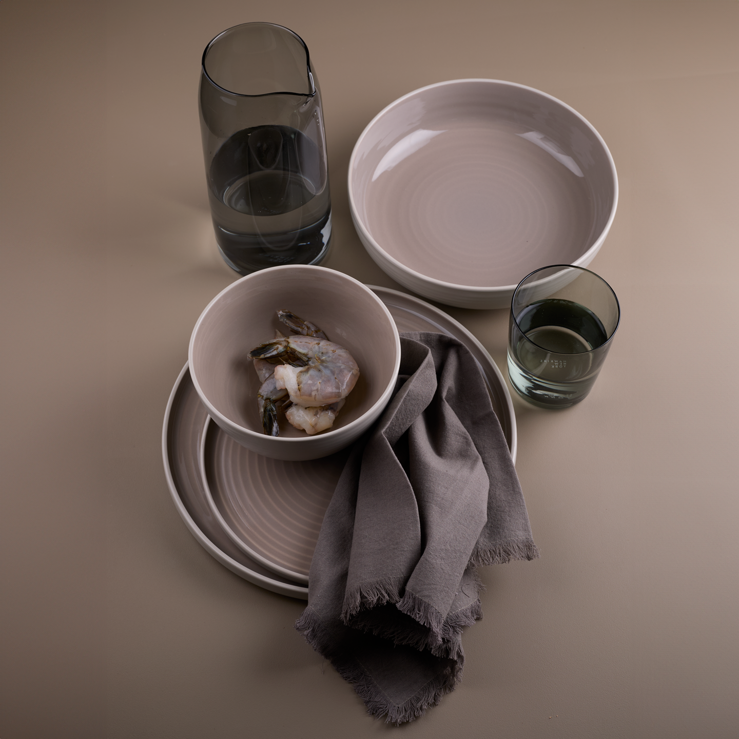 Monochromatic Essential Tabletop Bundle - Light Grey