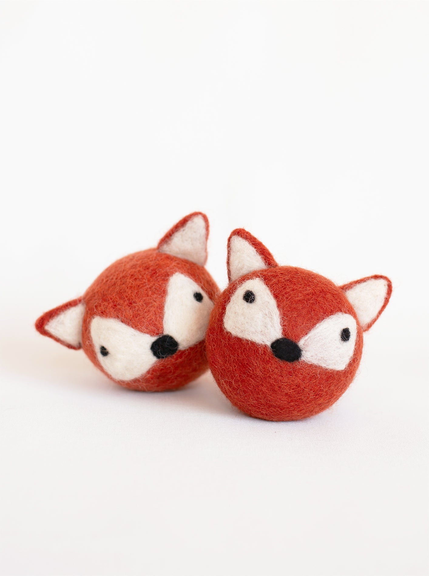 FOX WOOL BALL