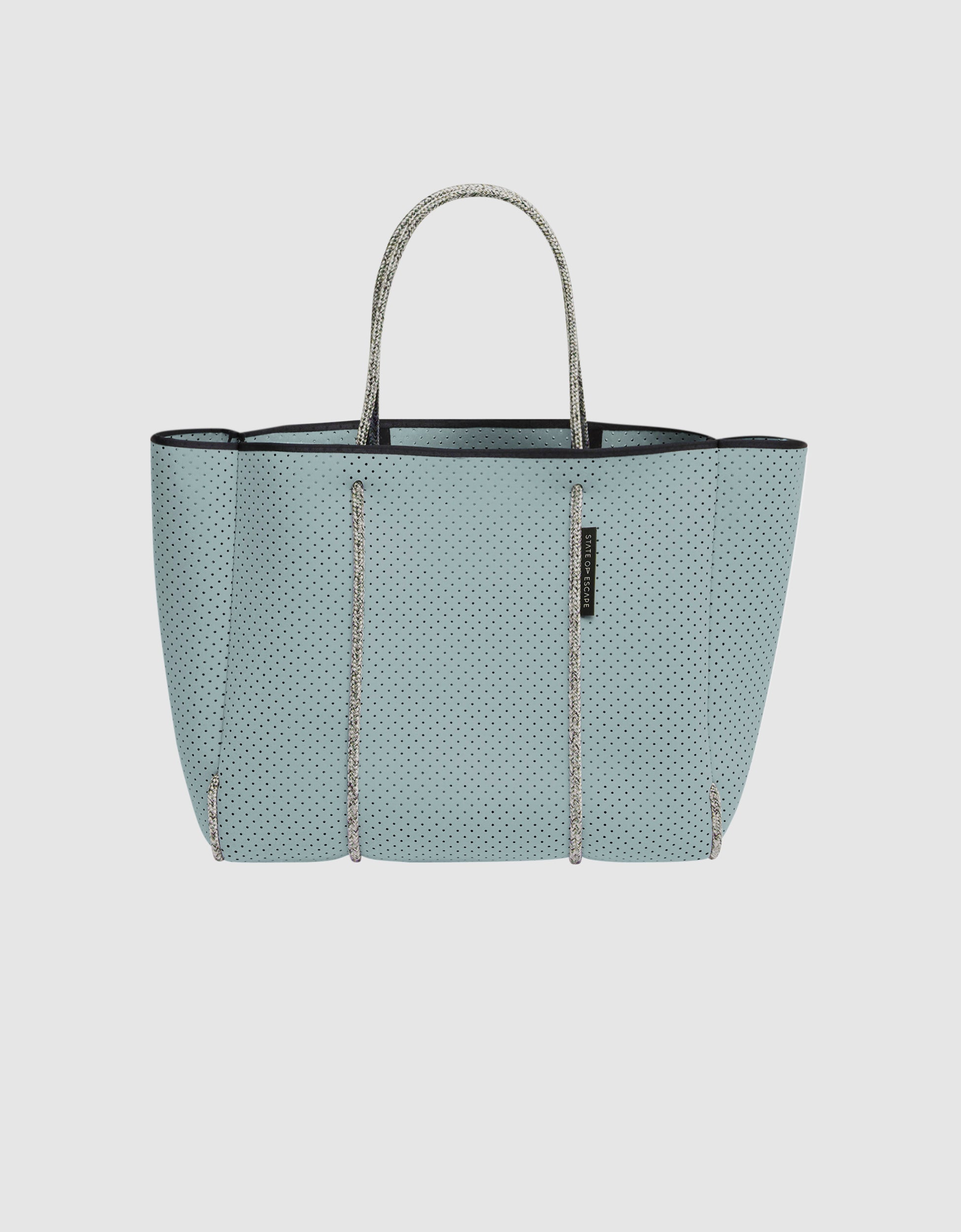 Flying solo tote in mystic blue