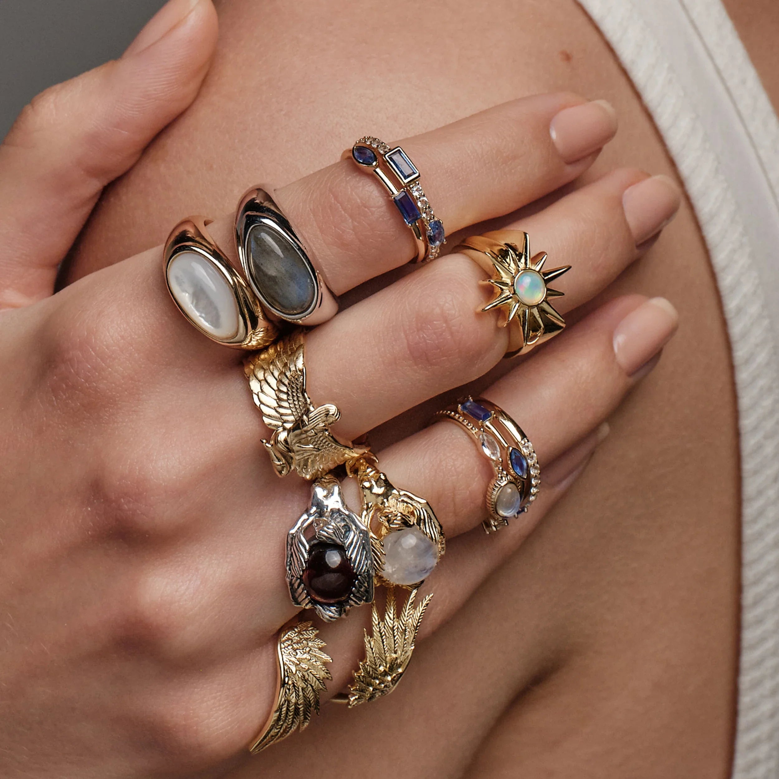 Isis Ring