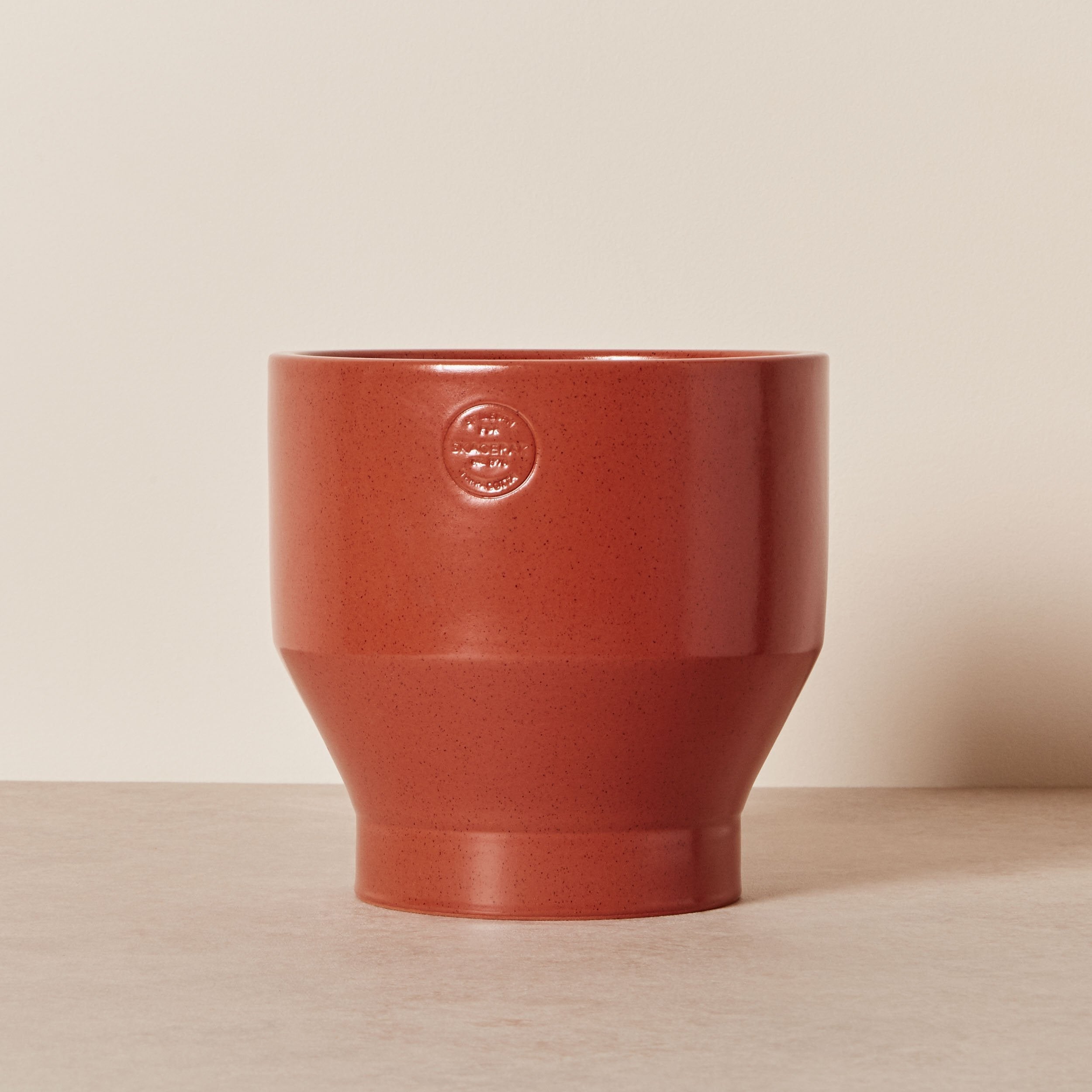 Edge Ø18 Planter