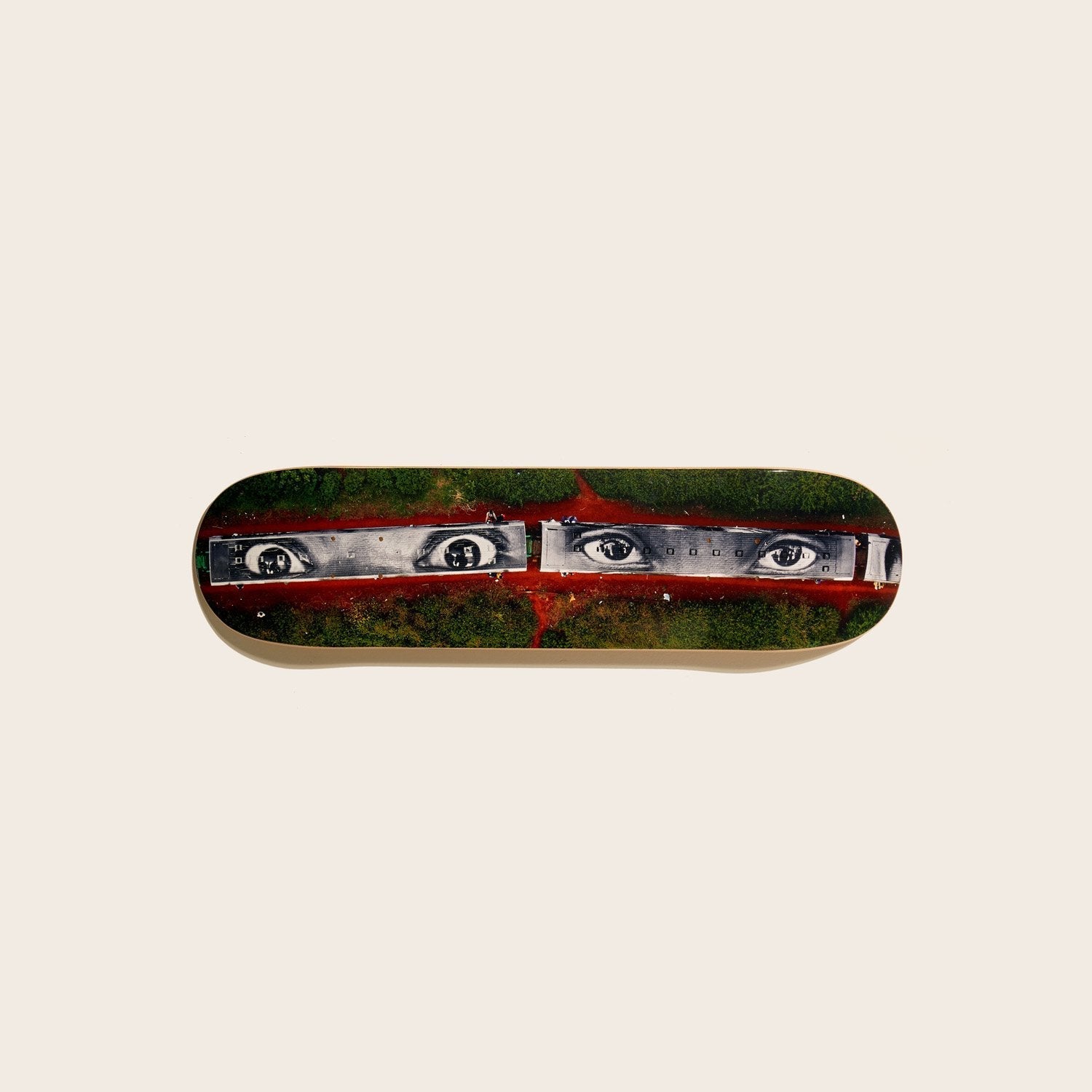 JR - 28 Millimetres
