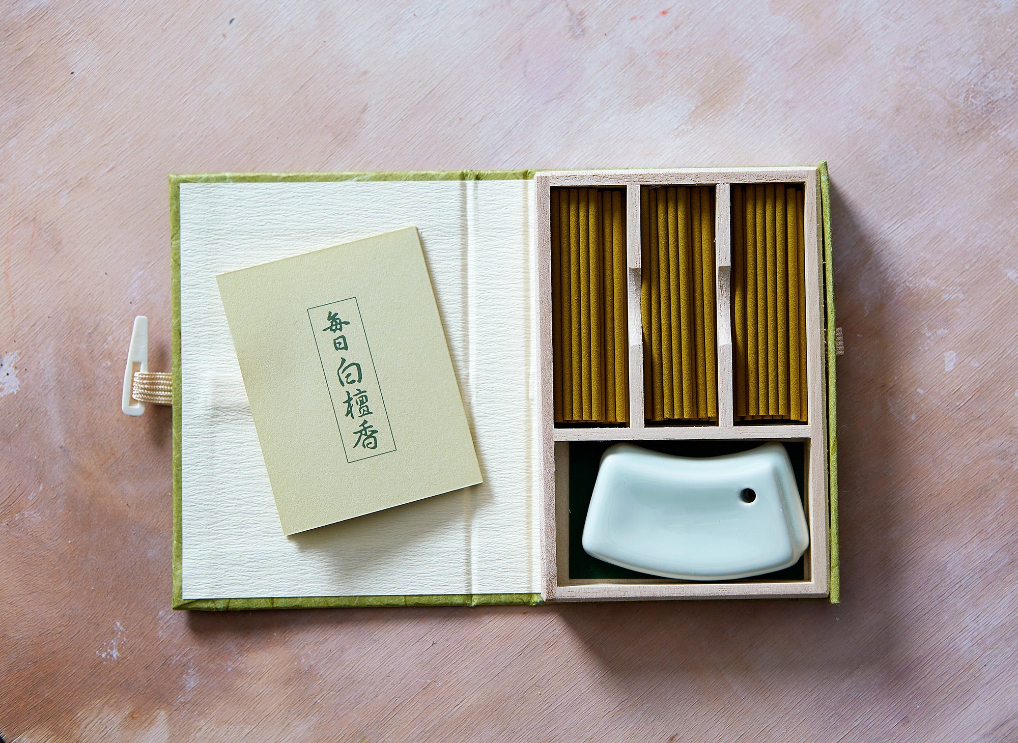 Japanese Mainichi Byakudan Incense (Sandalwood) 60ct.