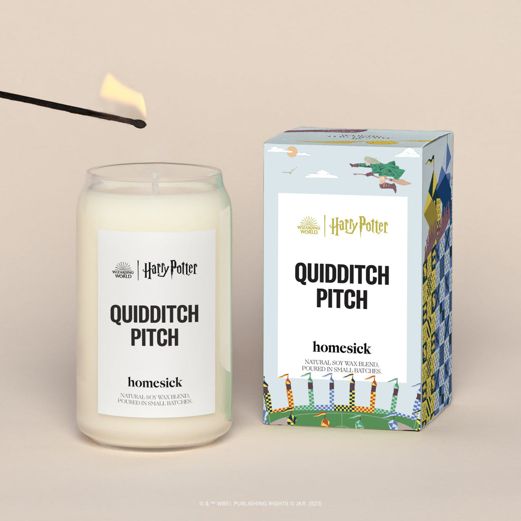 Harry Potter Quidditch Pitch™ Candle