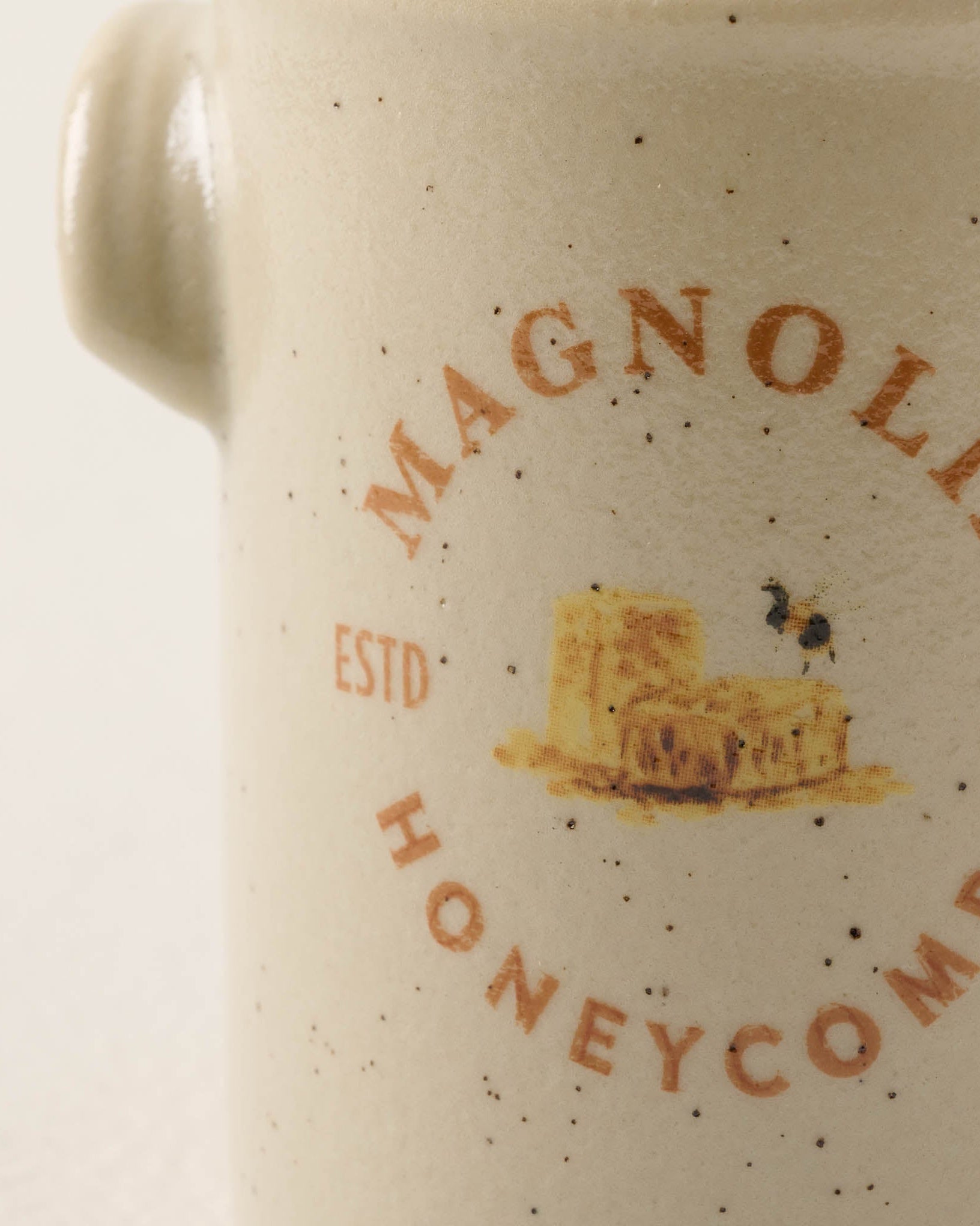 Magnolia Honeycomb Candle