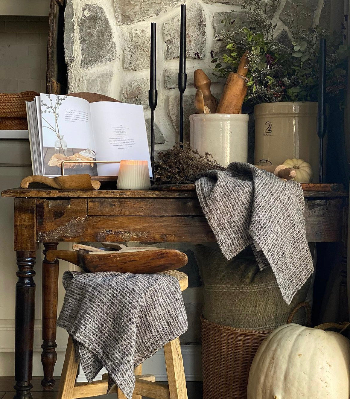 Cookbook Stand