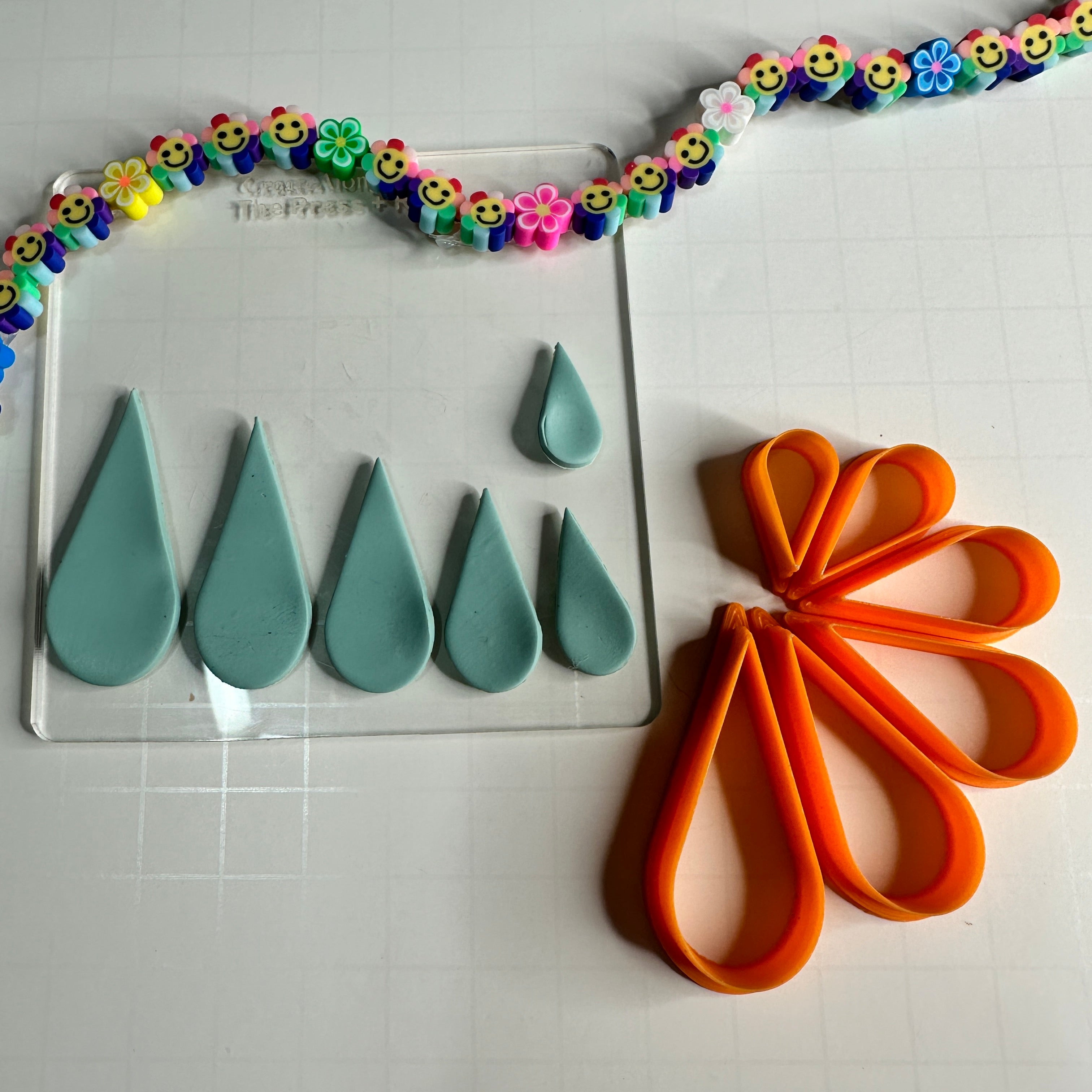 Water Drops Polymer Clay Cutter Set – 6-Piece Graduated Teardrop Basics Cutters