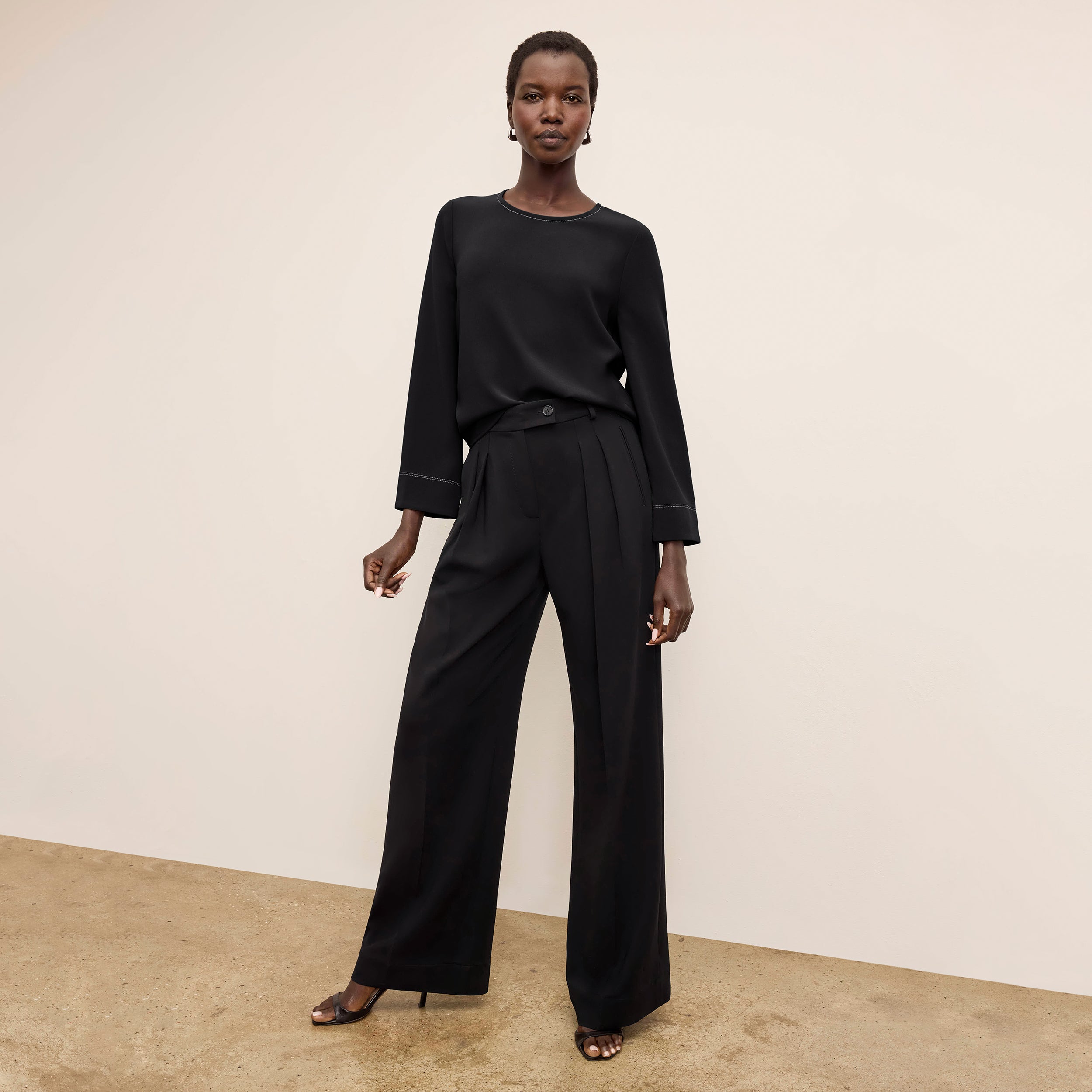 Bia Pleated Trouser - Everyday Crepe :: Black
