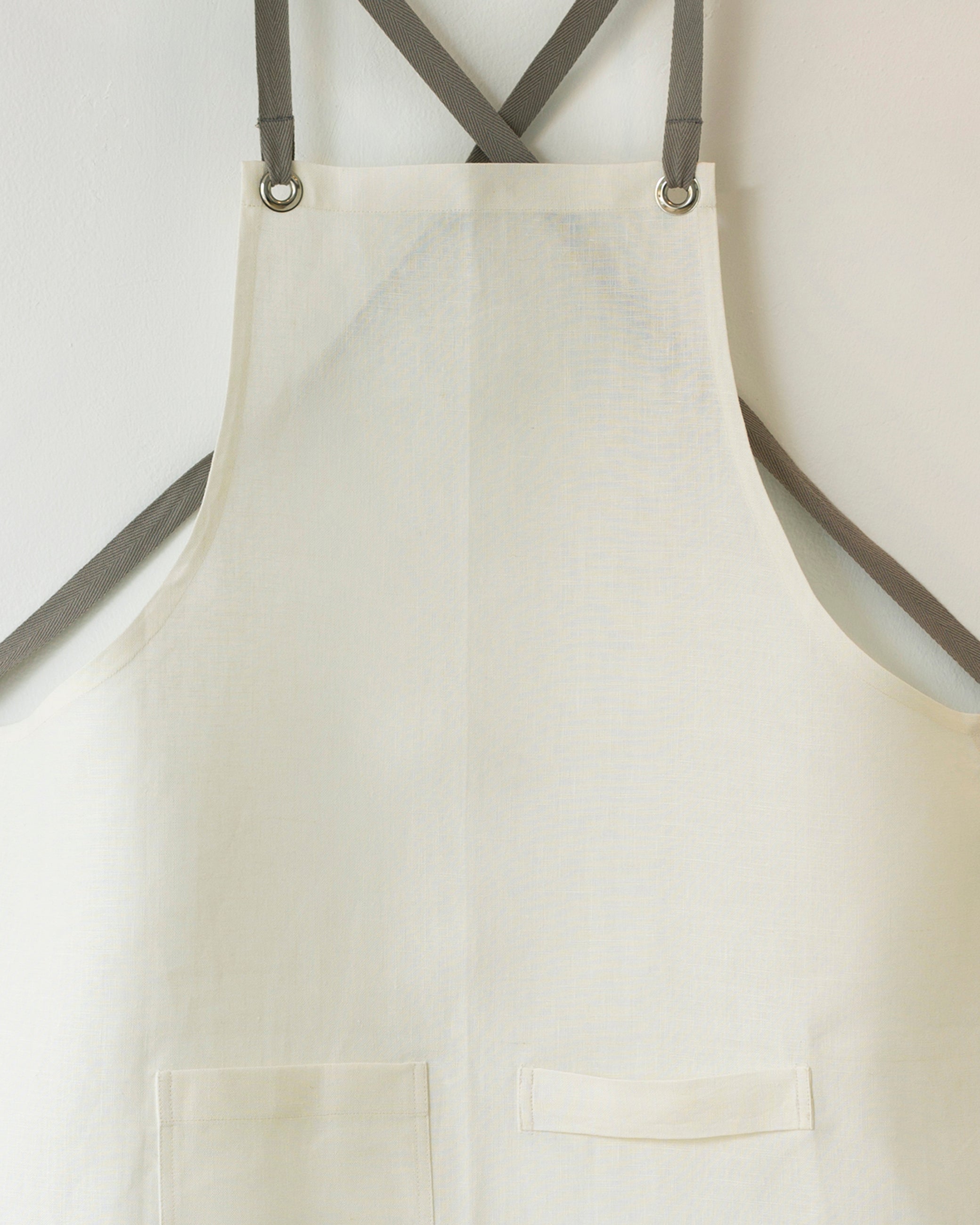 Crossback Linen Apron - Oyster