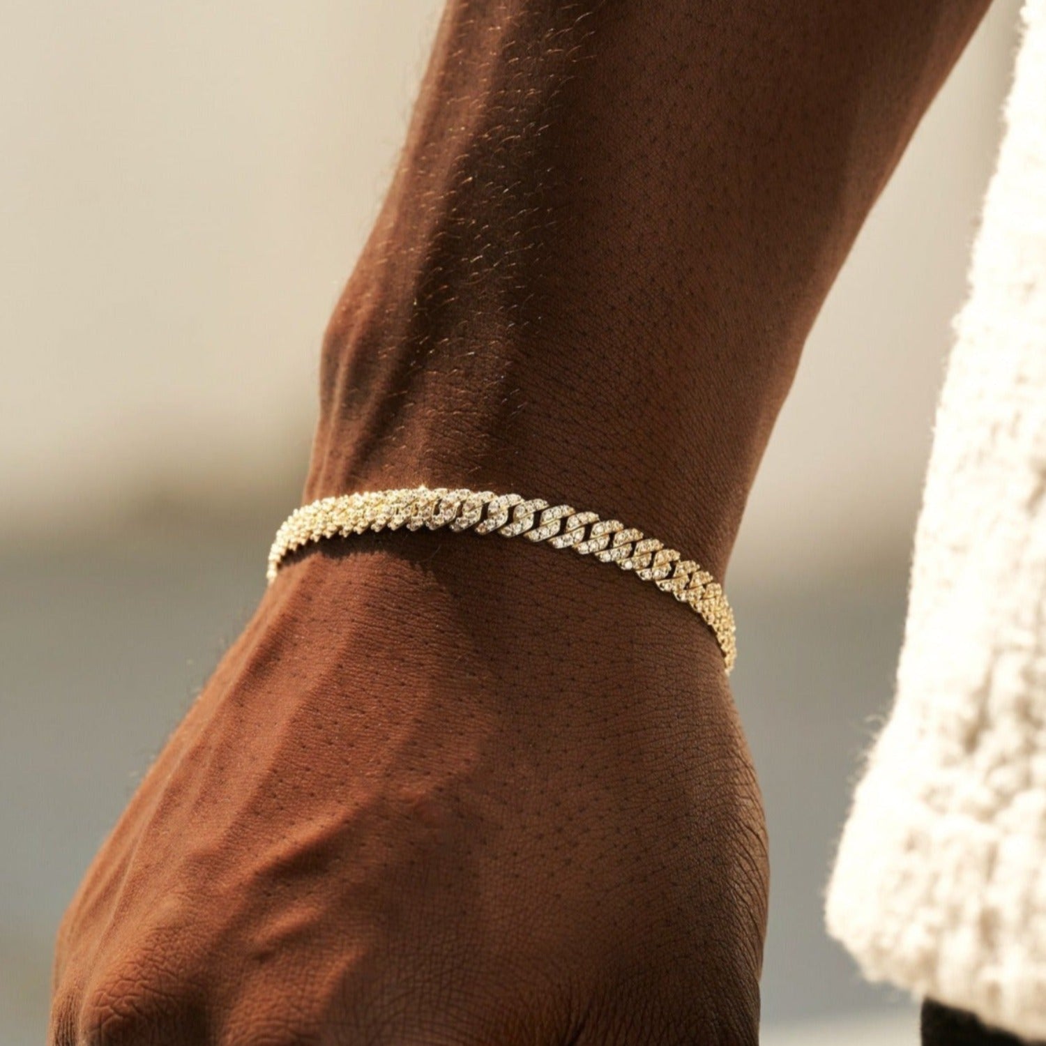 GLD Micro Diamond Prong Cuban Bracelet in Yellow Gold - 6mm