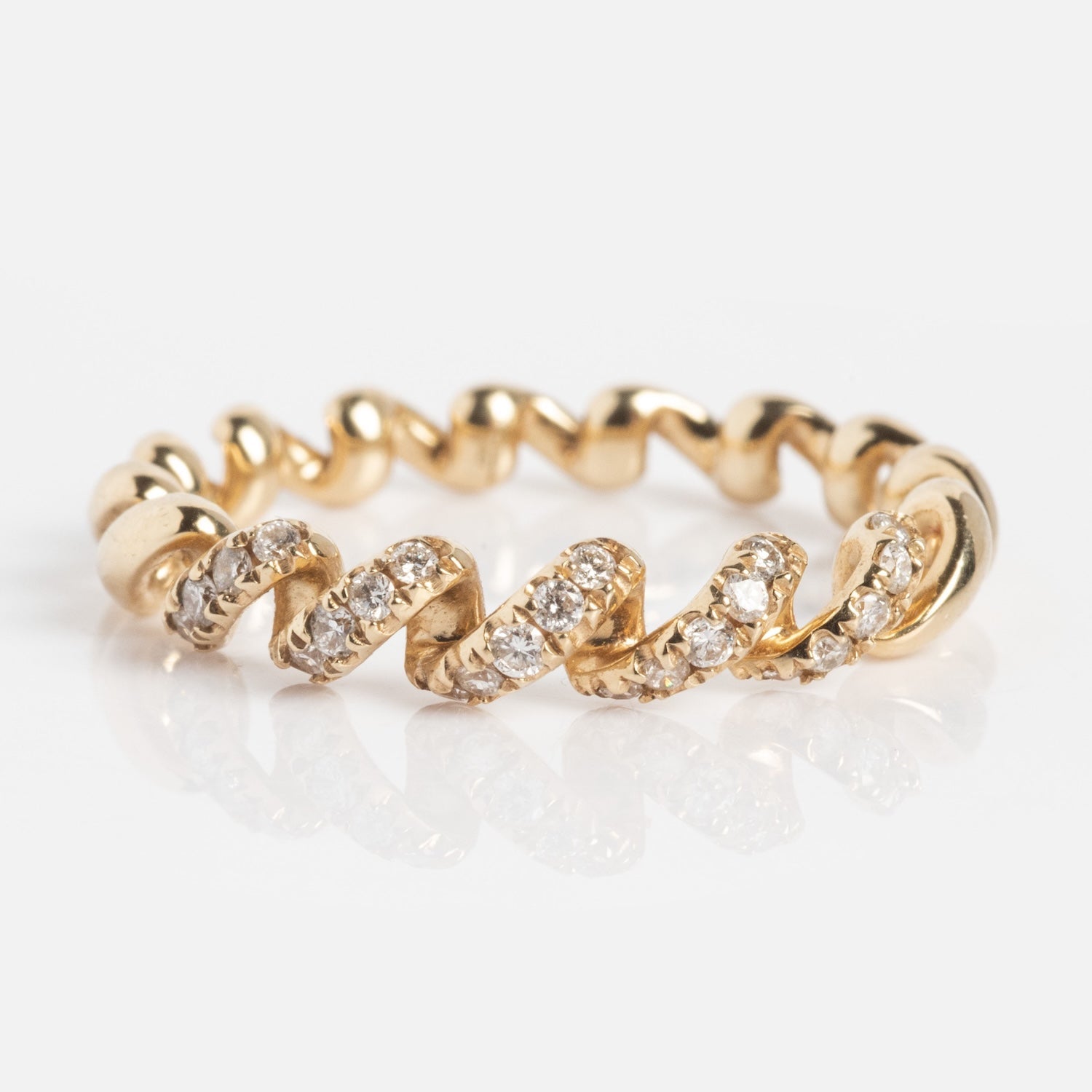 14k Fated Twist Diamond Ring