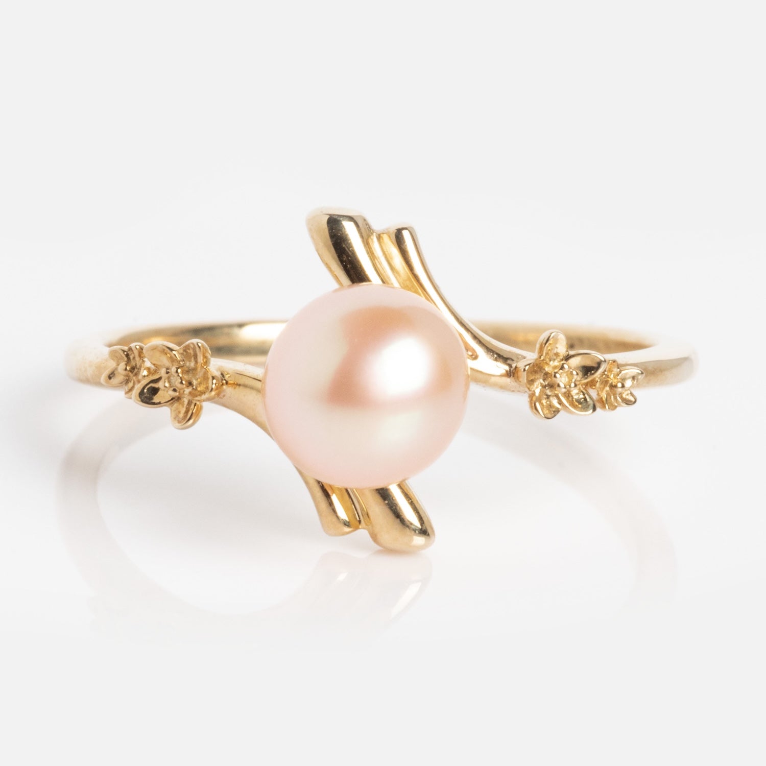10k Forget Me Not Pink Pearl Bypass Ring