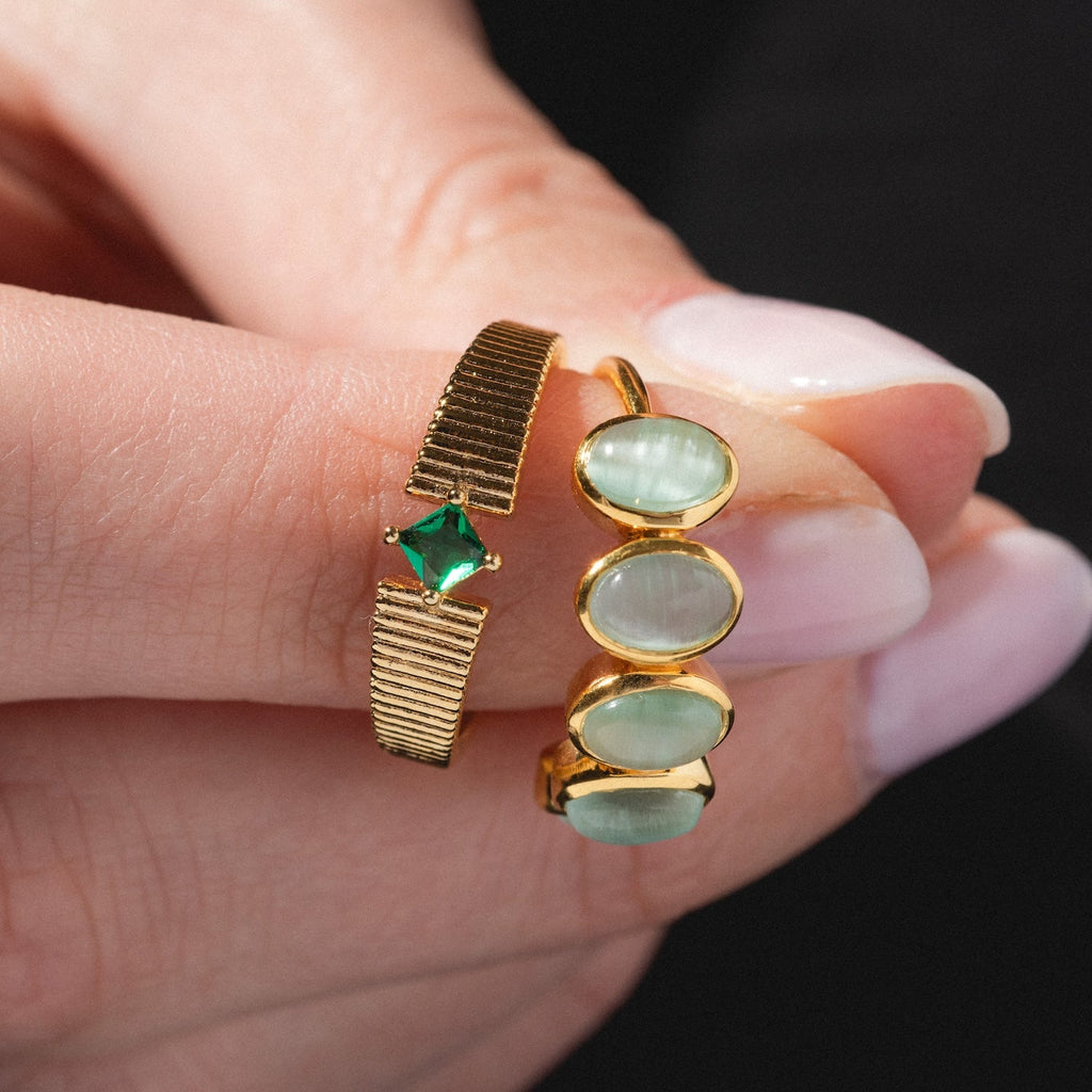Sky Blue Cats Eye Flow Ring