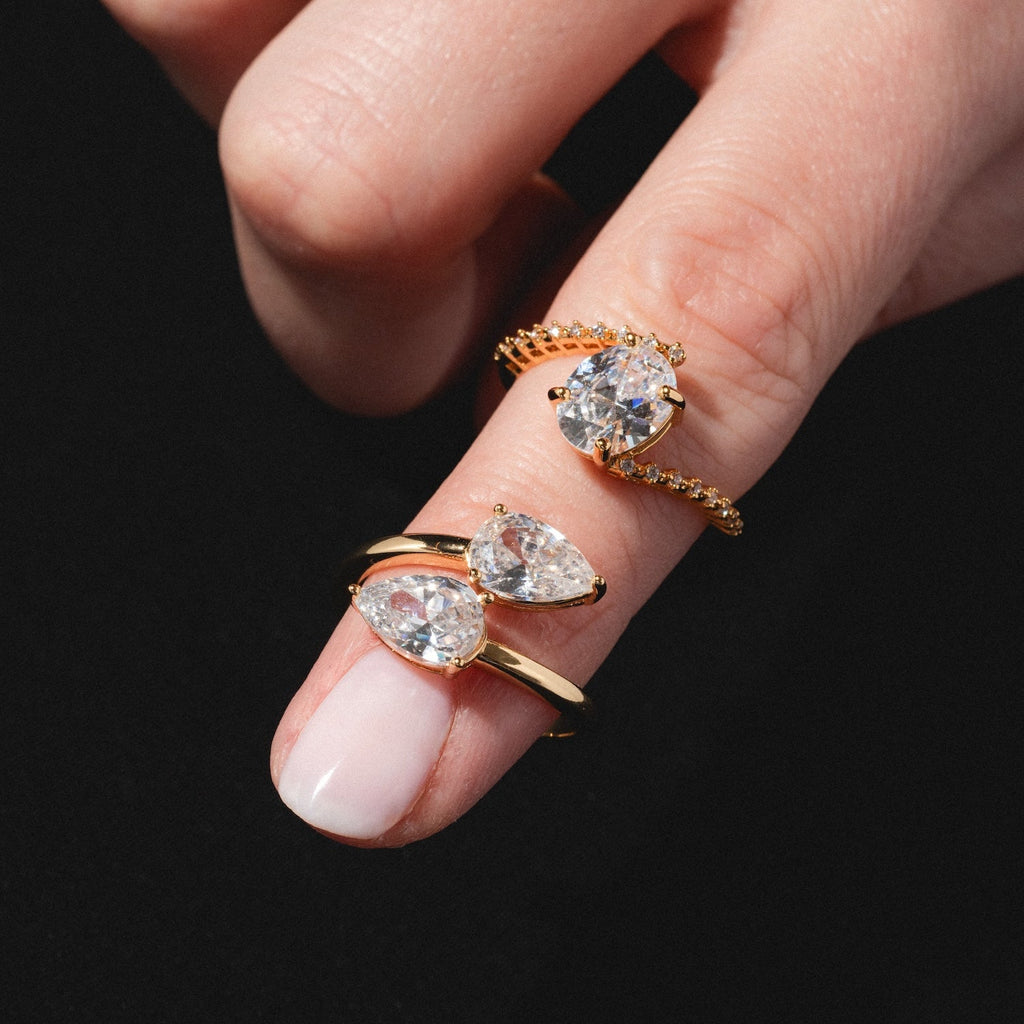 Tilted CZ Ring