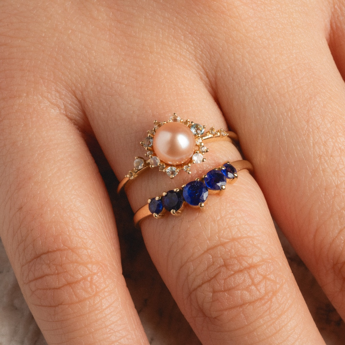 14k Blue Sapphire Arc Nesting Ring