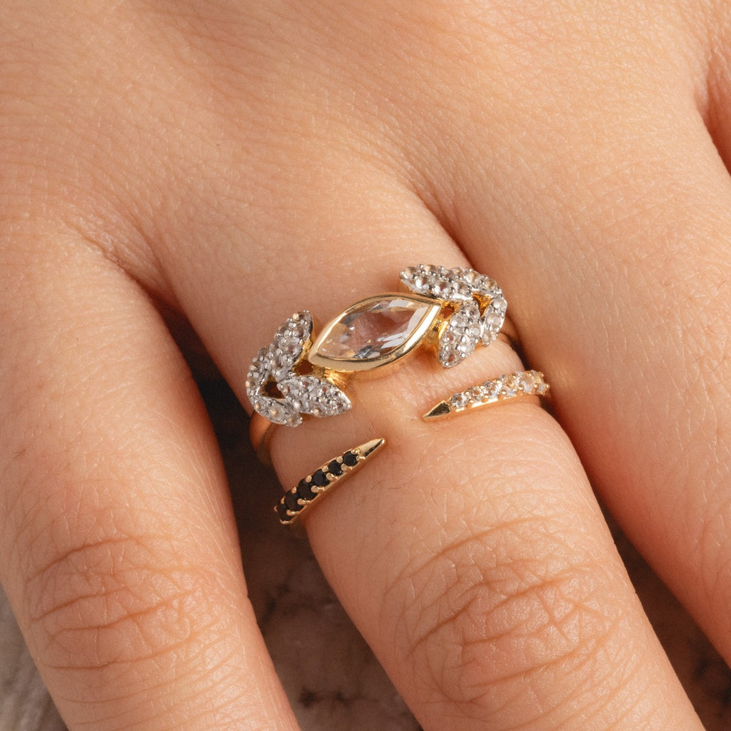 14k Black and White Open Front Nesting Band