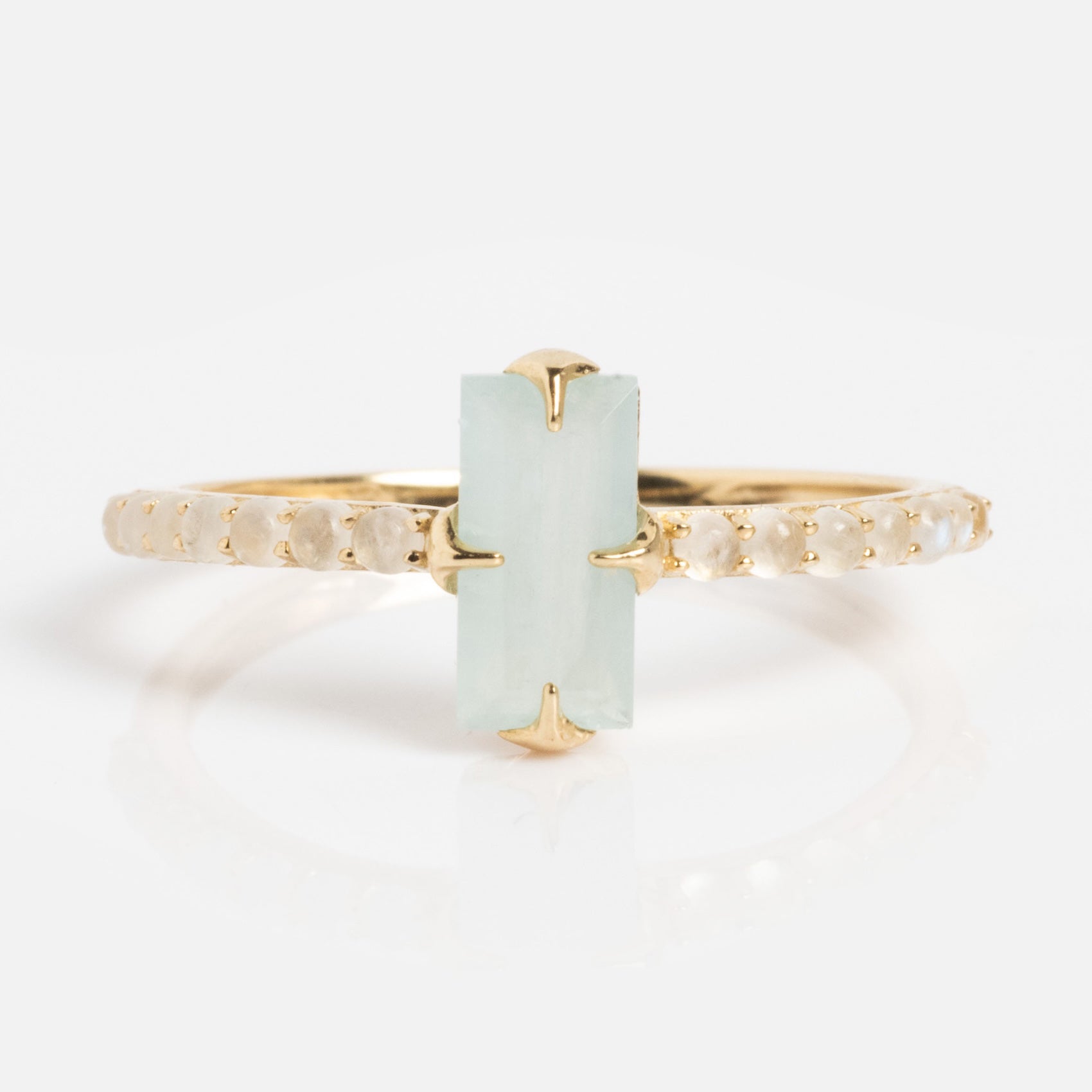 2026 March Capsule Delicate Aquamarine Solitaire Ring