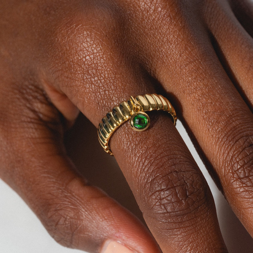 Bold Fluted Charm Ring