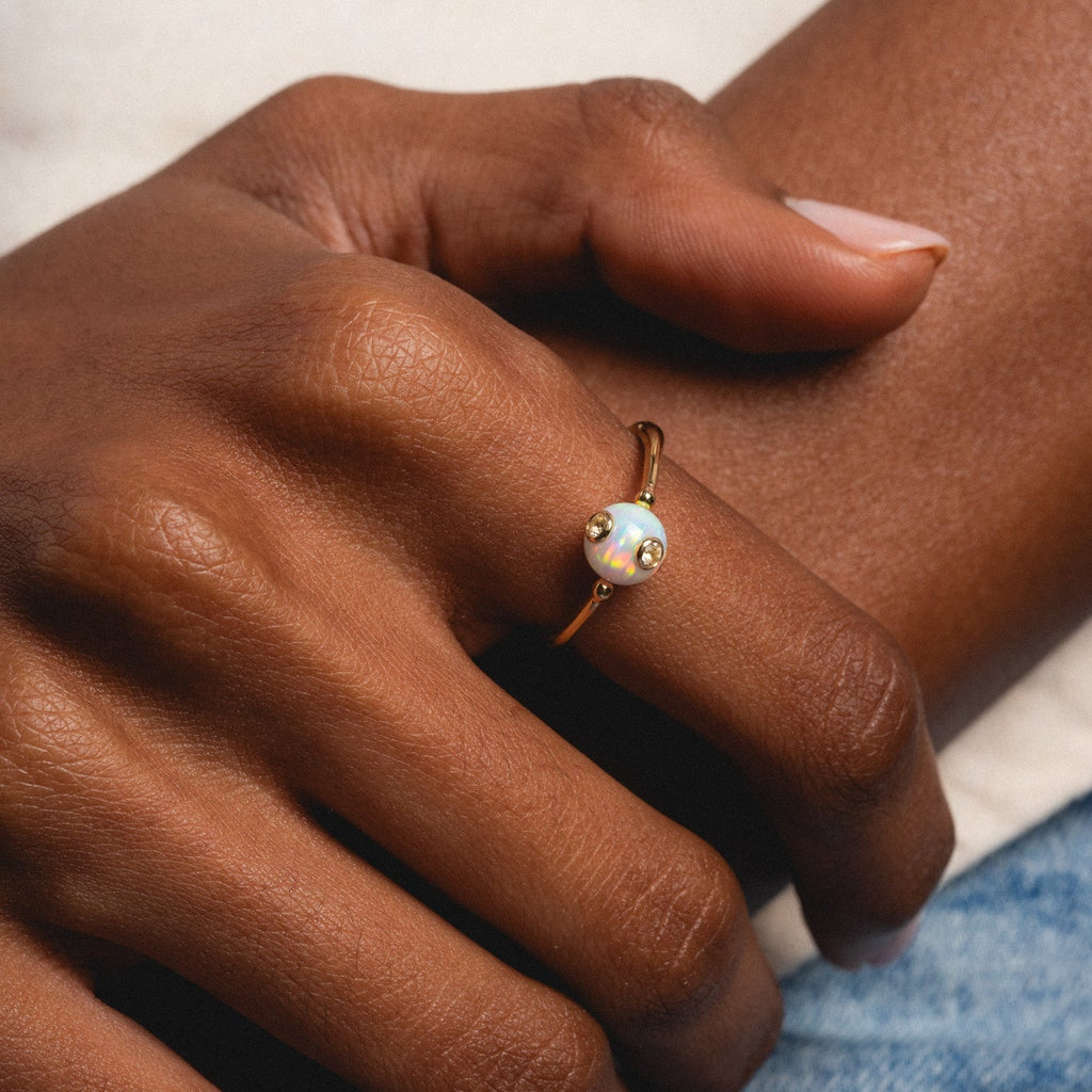 Solid Gold Gem Drop Opal Spinner Ring
