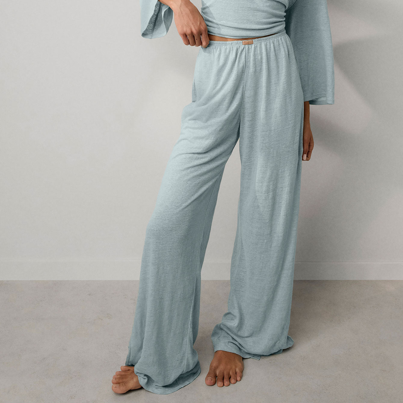 Linen Knit Side Slit Pant