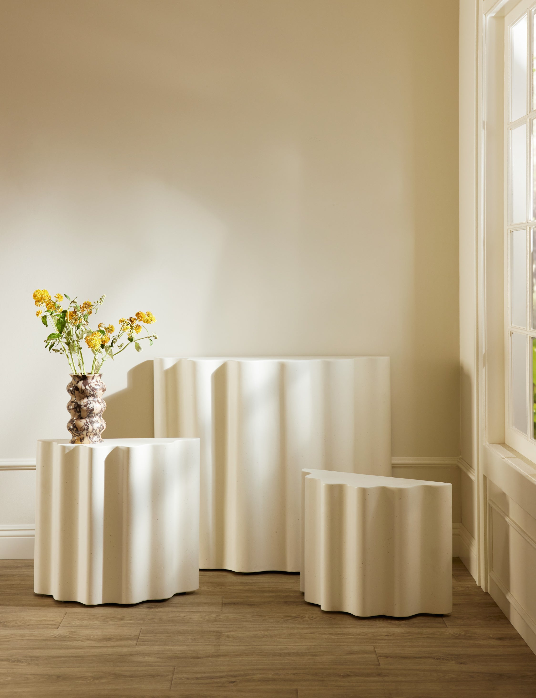 Lune Indoor / Outdoor Console Table by Lolly Lolly Ceramics