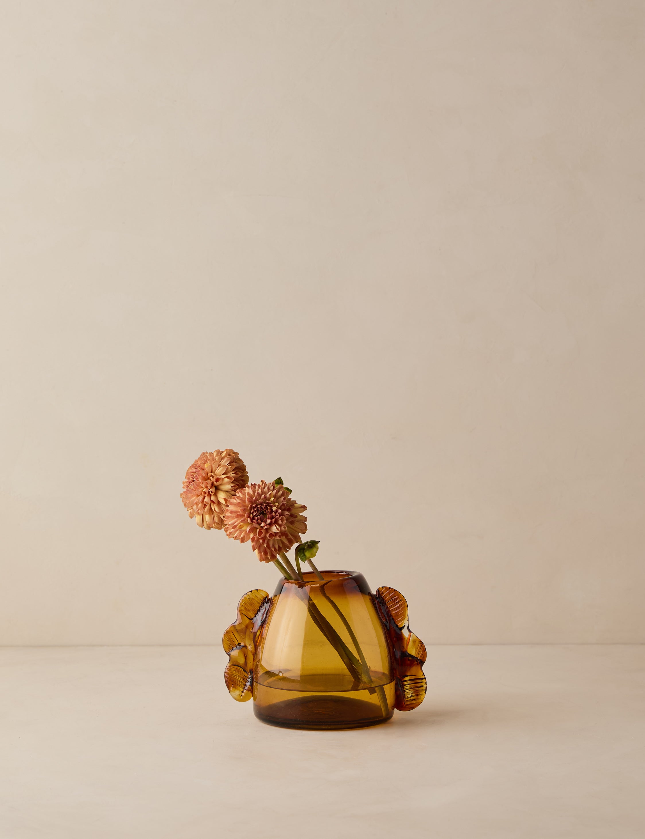 Dalia Vase by Meso
