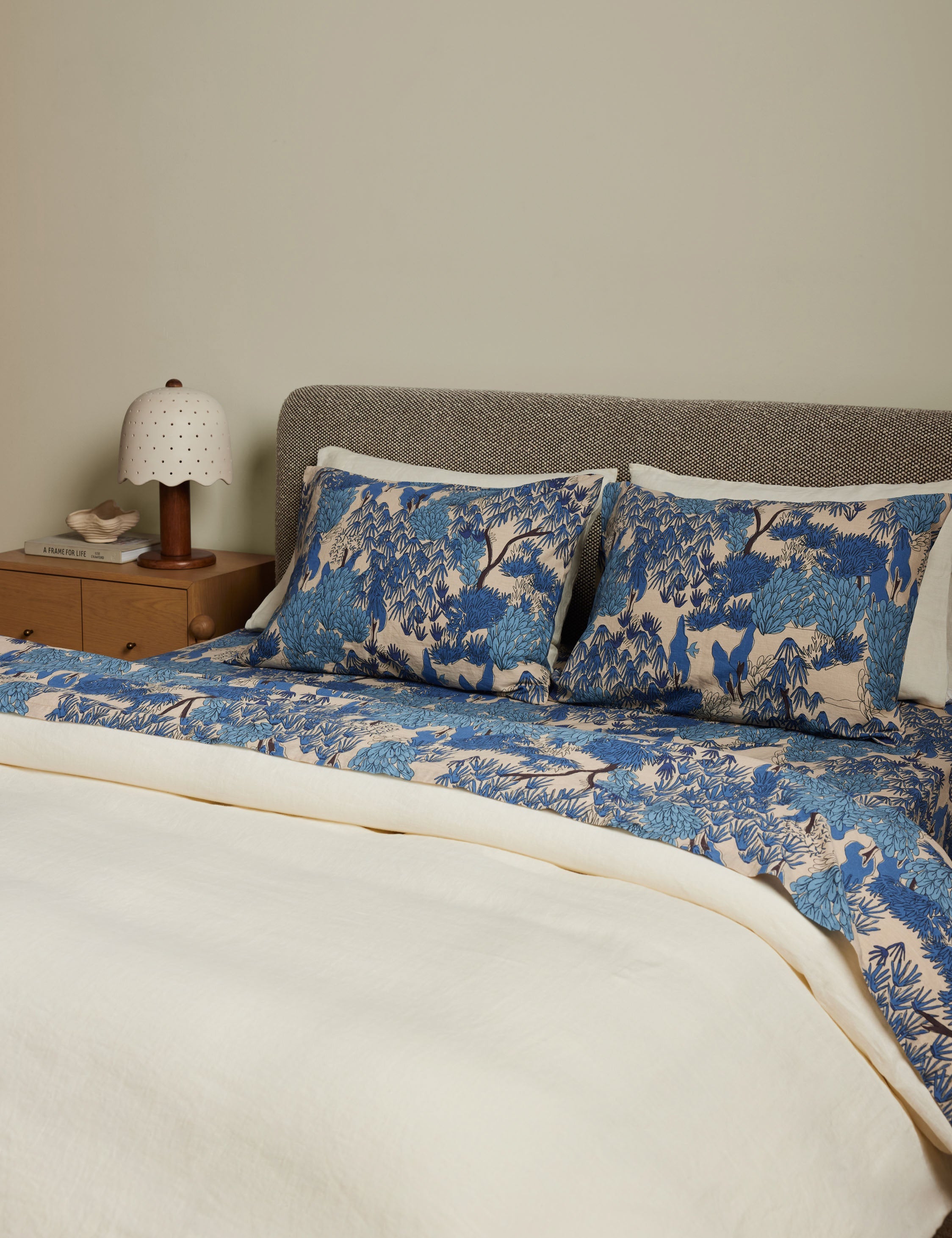 Garden Walk Linen Cotton Pillowcase (Set of 2) by Sarah Sherman Samuel