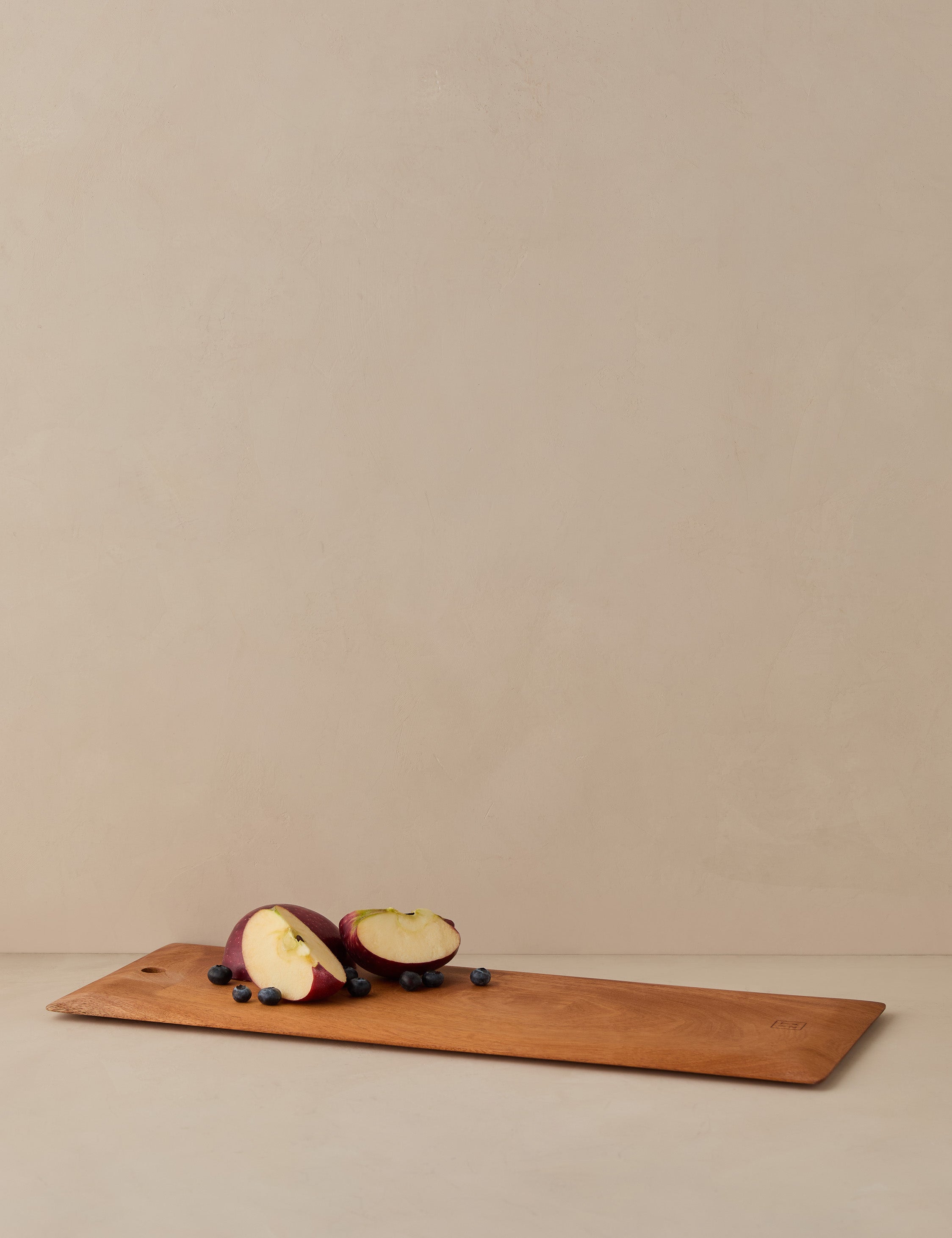 Wood Serving Board by Itza Wood