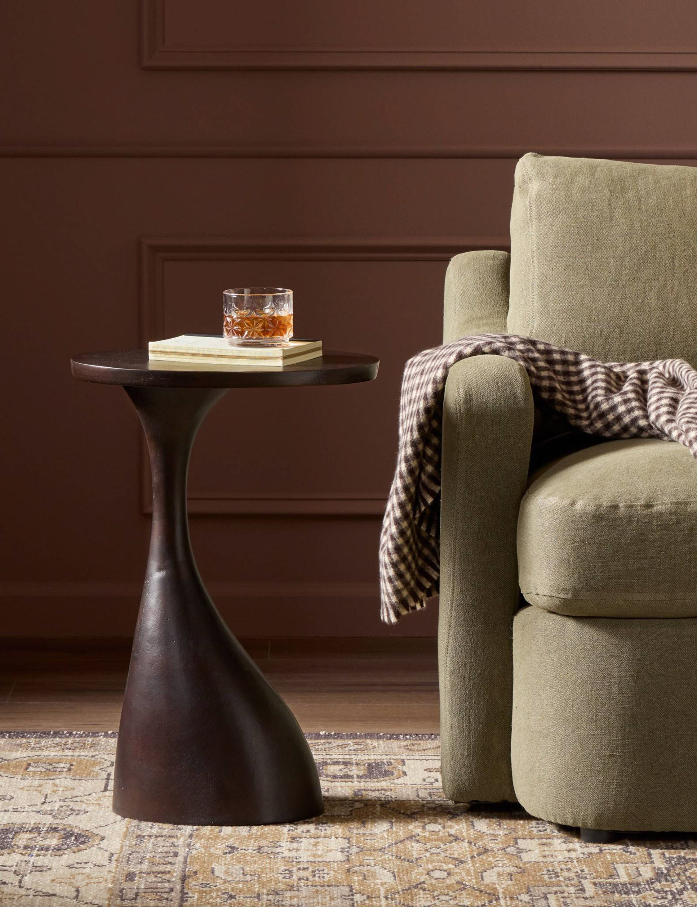Pala Side Table