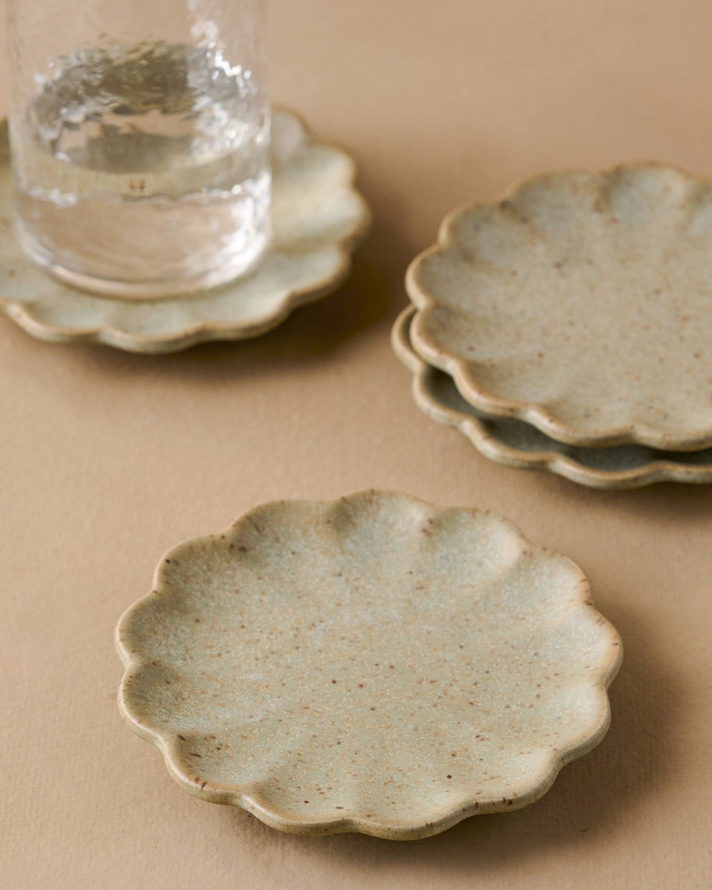 Scalloped Edge Stoneware Coaster Set